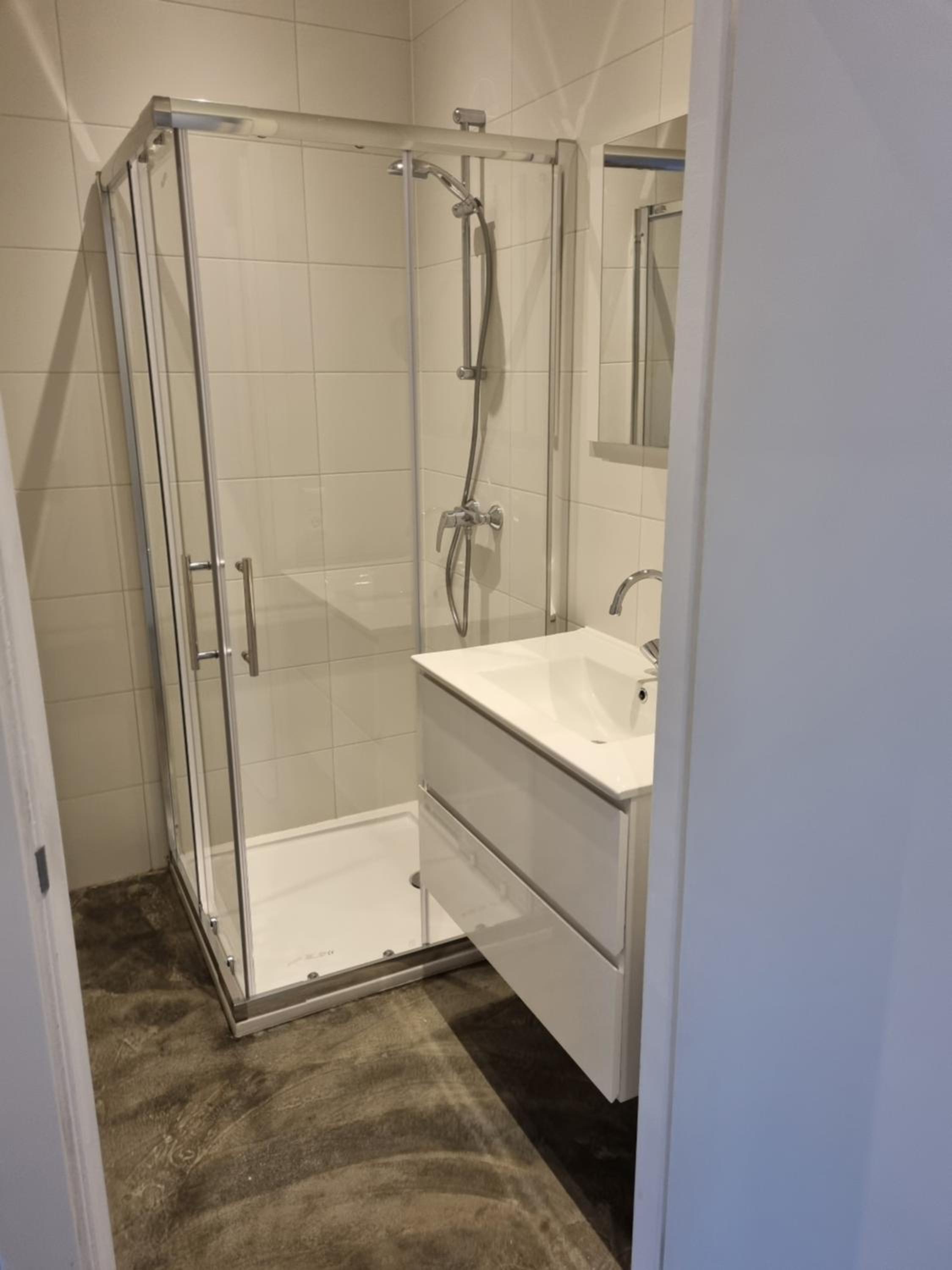Two-Bedroom Apartment - Photo 8