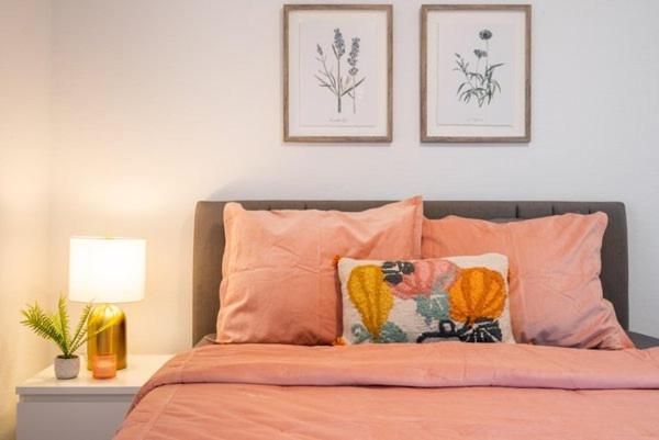 Three-Bedroom House - Photo 41