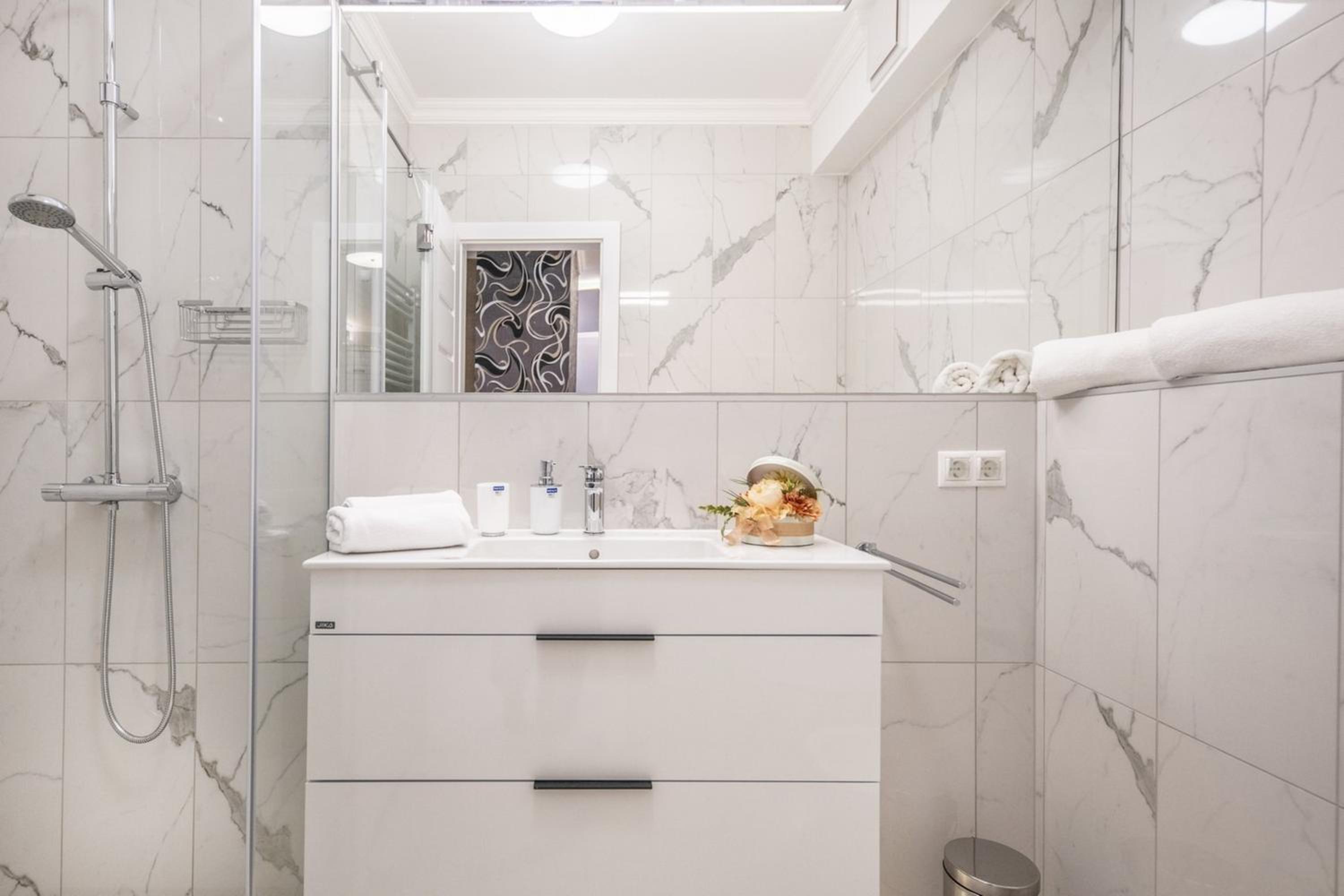 Superior Apartment photo 2