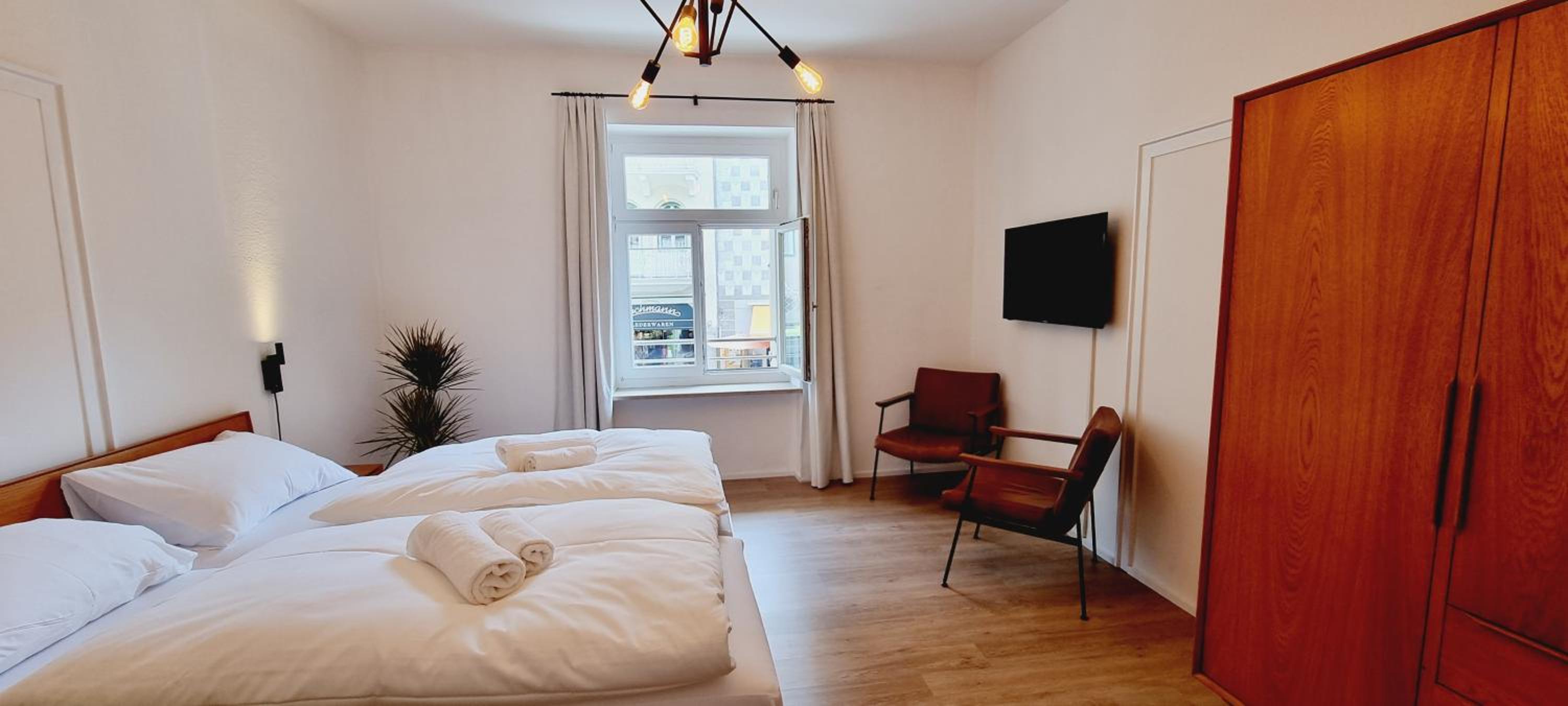 Double Room with Shared Bathroom