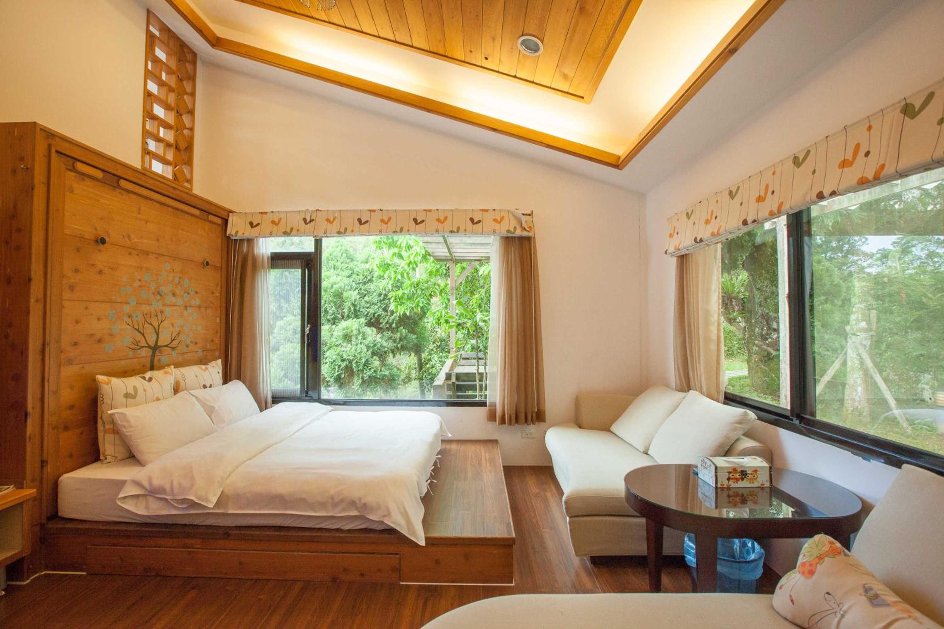 Quadruple Room with Mountain View photo 1