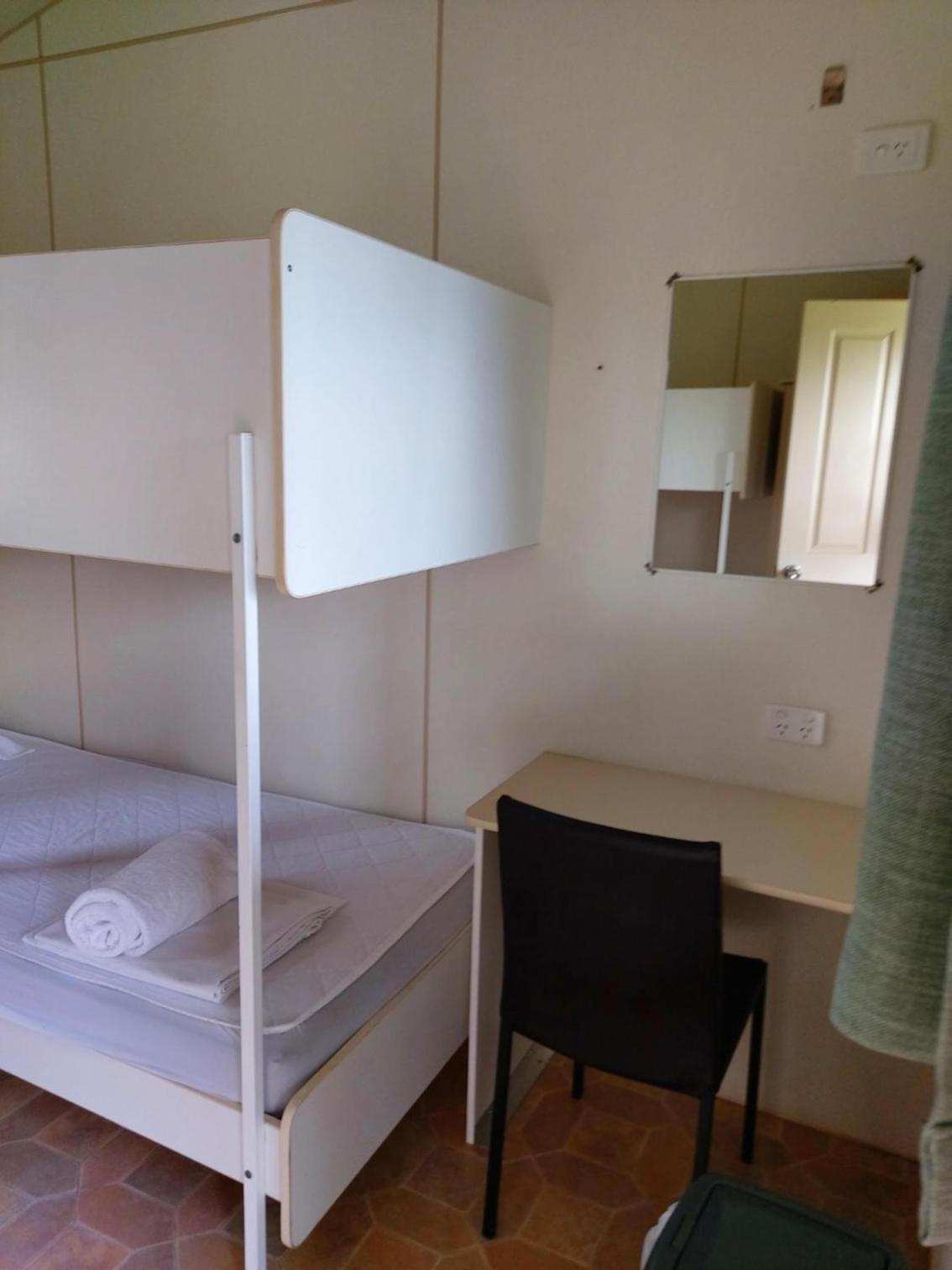4-Bed Mixed Dormitory Room photo 1
