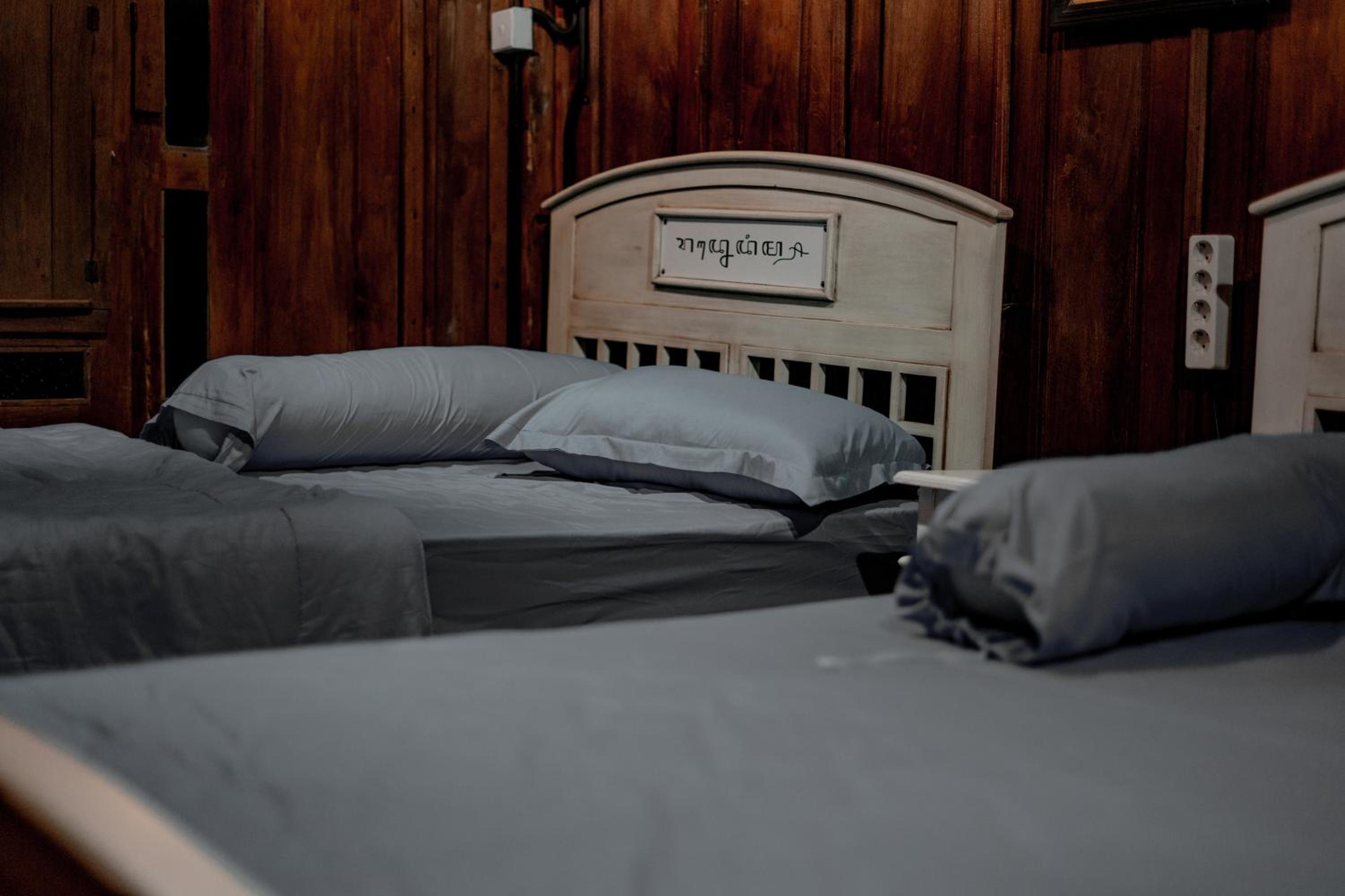 Twin Room - Photo 9