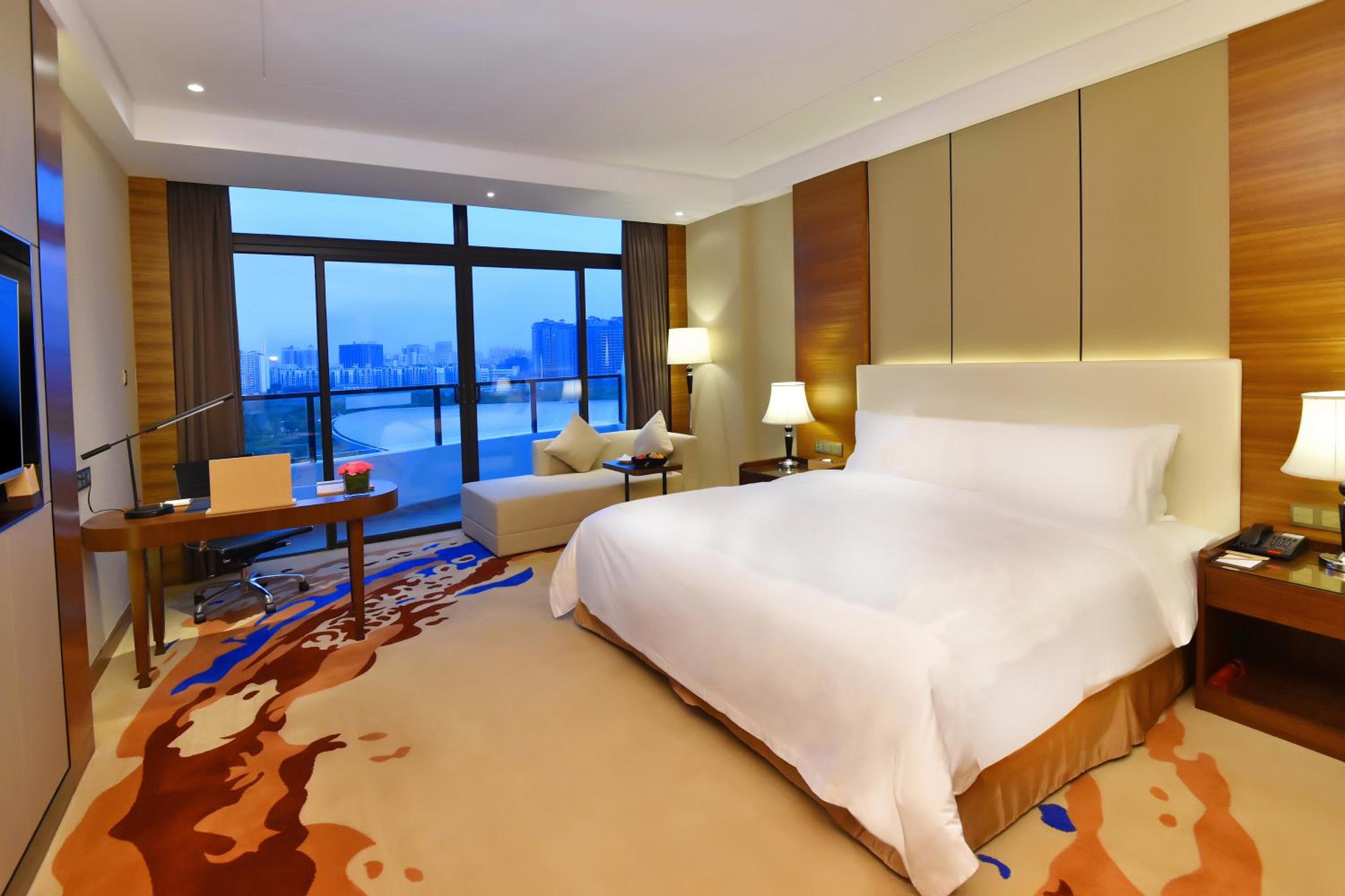 Business Queen Room photo 1