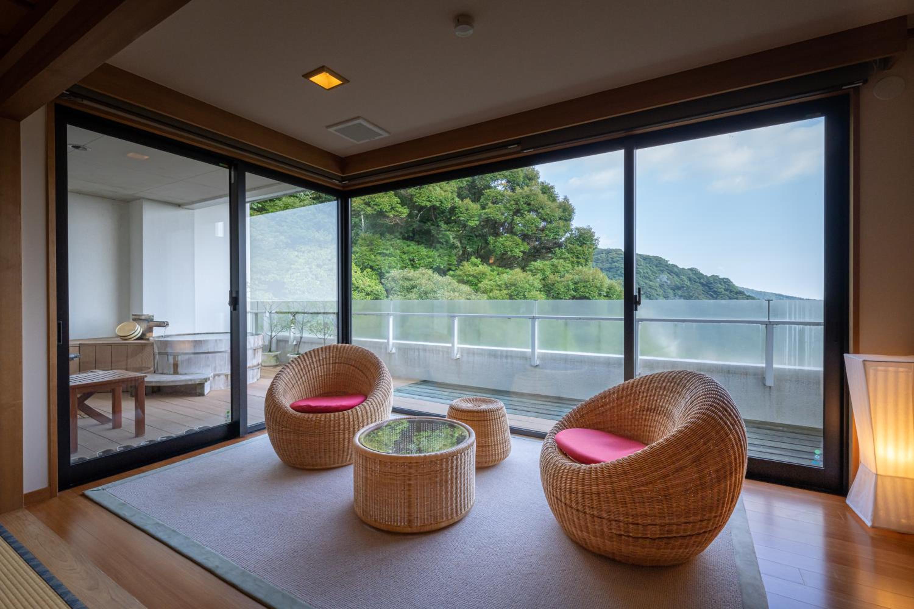 Premium Japanese-Style Room with Open-Air Bath - Top Floor photo 3