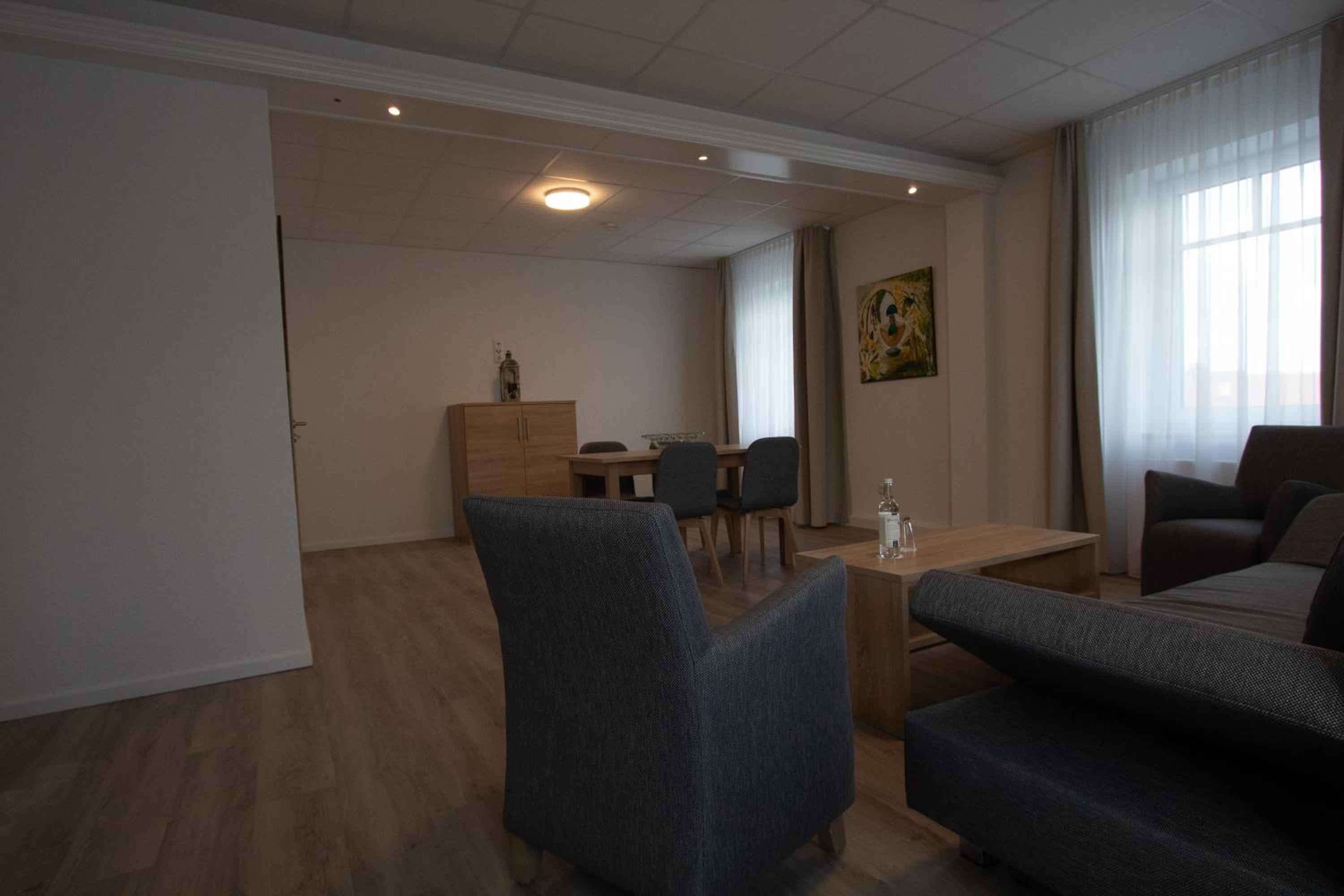 Deluxe Suite - Photo 2