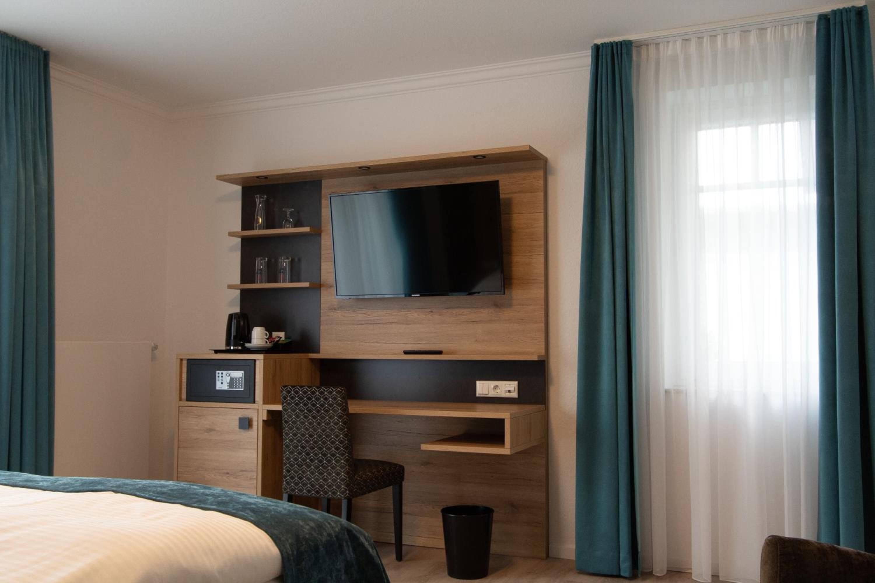 Deluxe Double Room - Photo 4