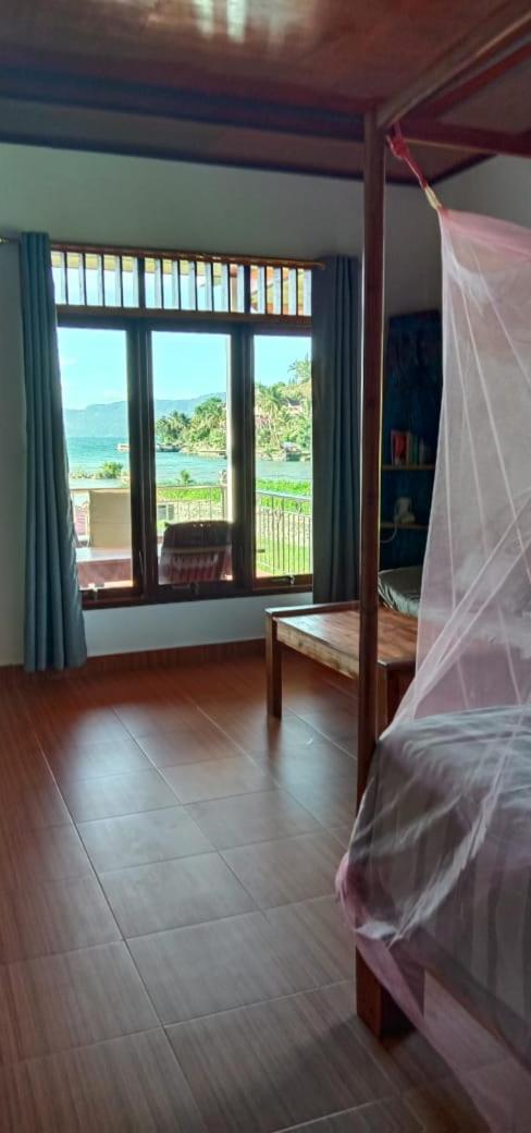 Double Room with Balcony - Photo 22