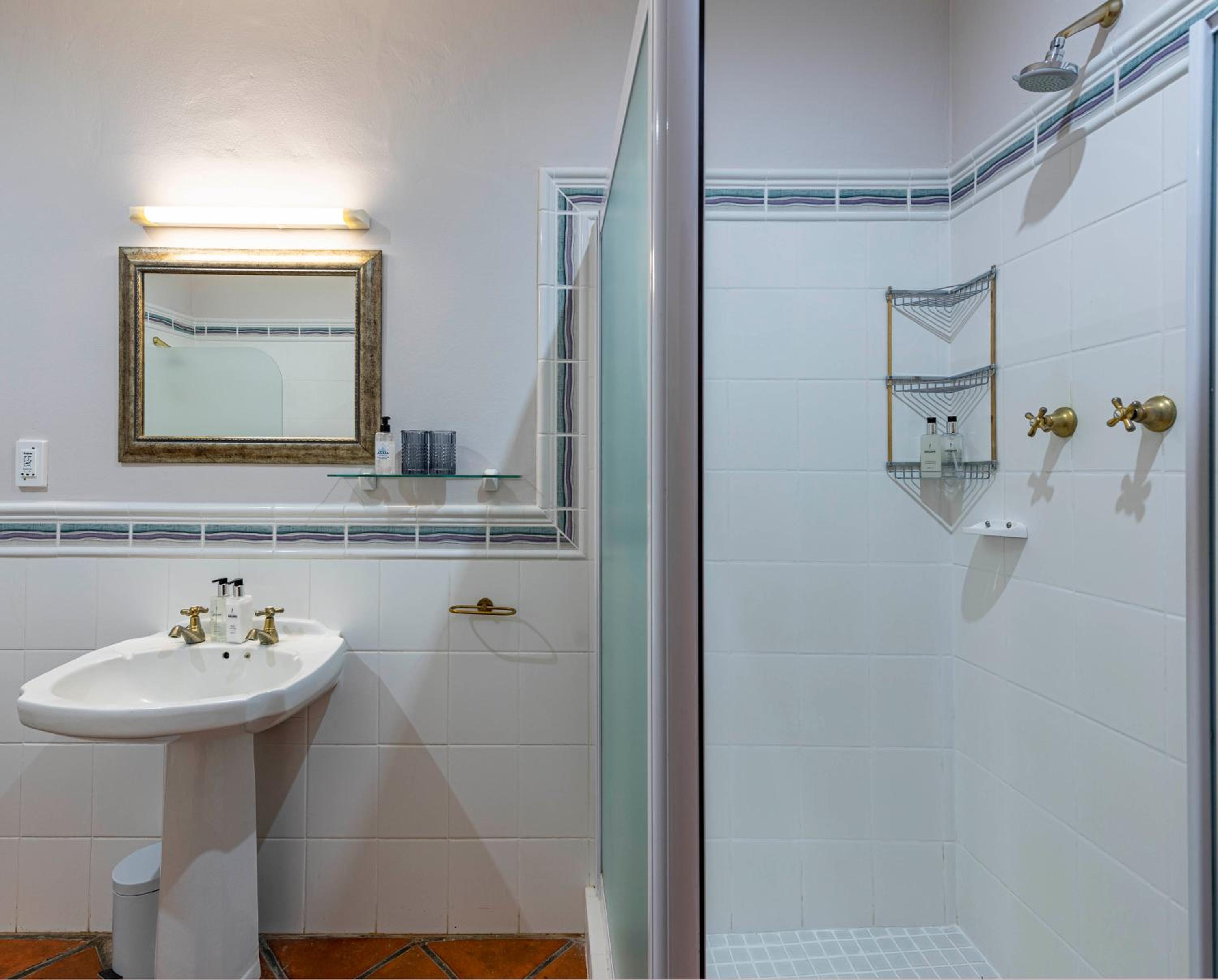 Twin/Double Room photo 2