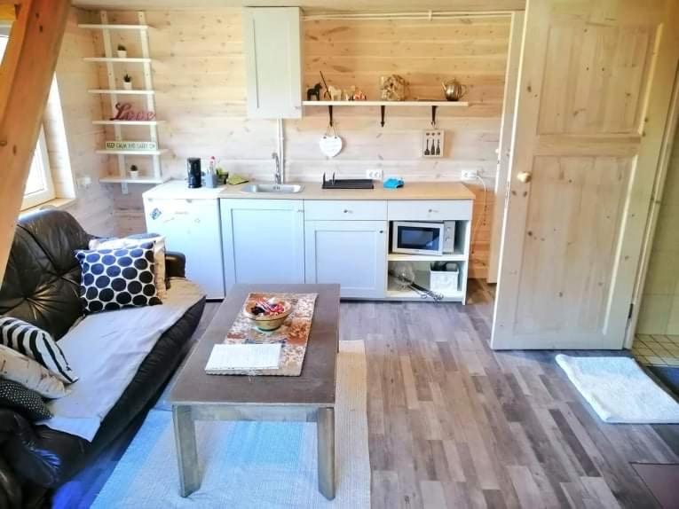 One-Bedroom House - Photo 3