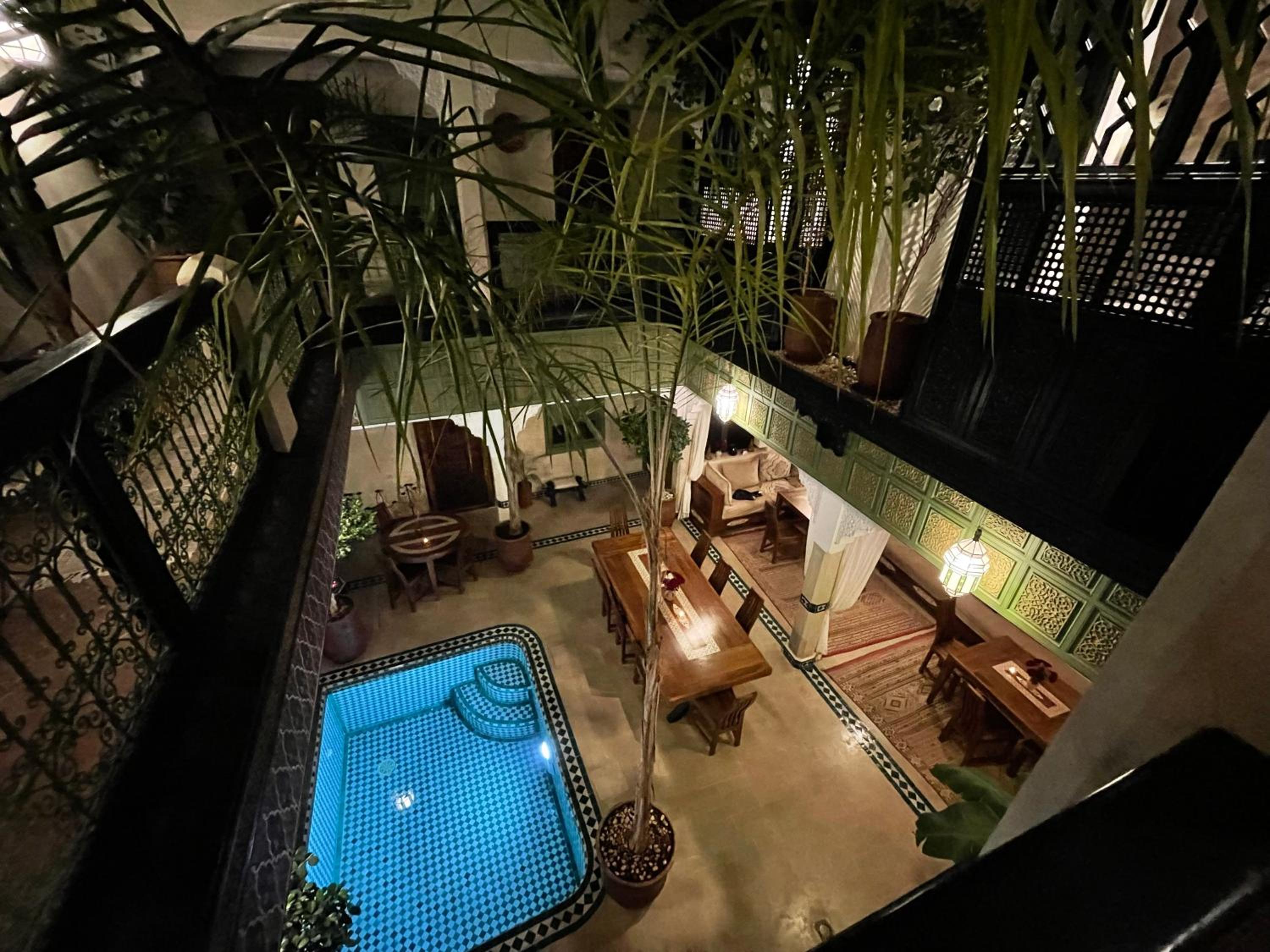 Double Room with Balcony - Photo 35