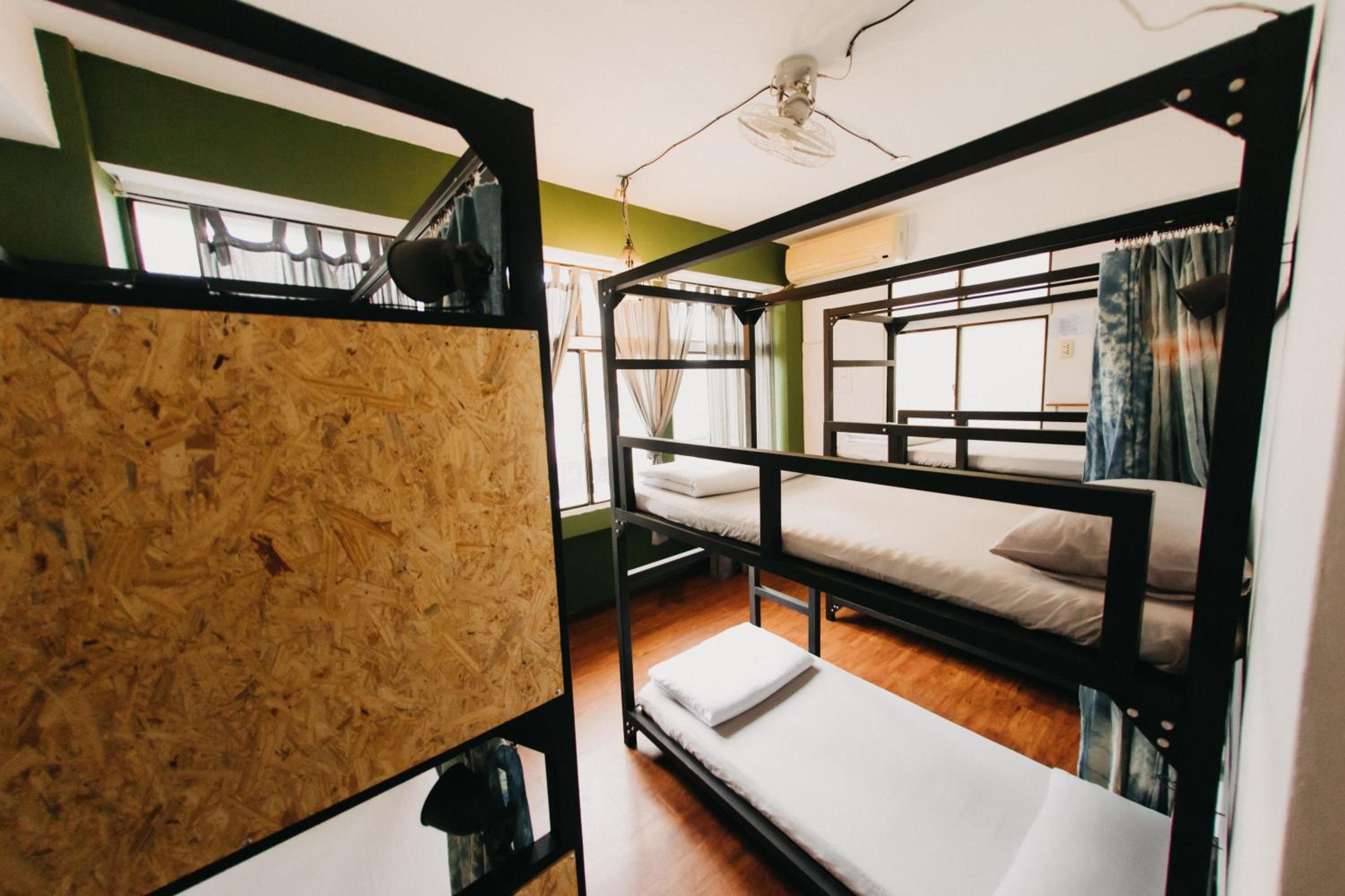 Bed in 6-Bed Mixed Dormitory Room photo 1