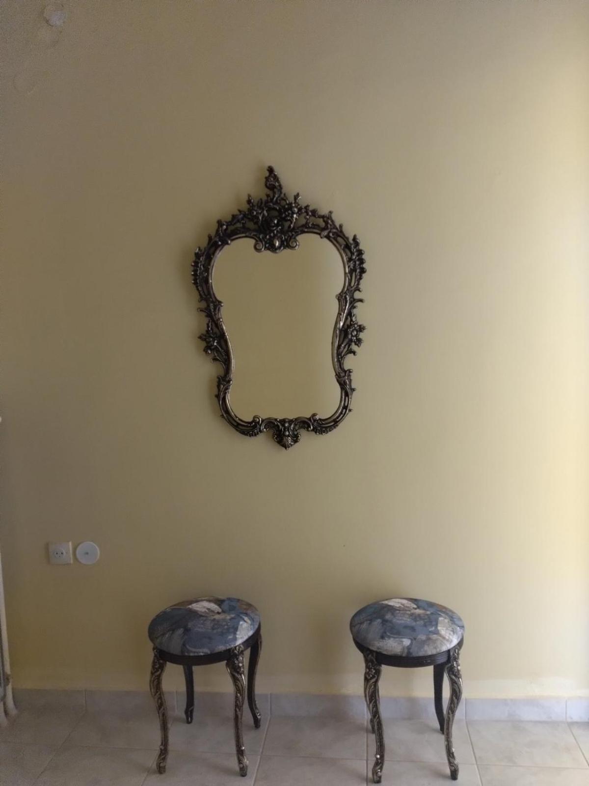 One-Bedroom Apartment - Photo 8