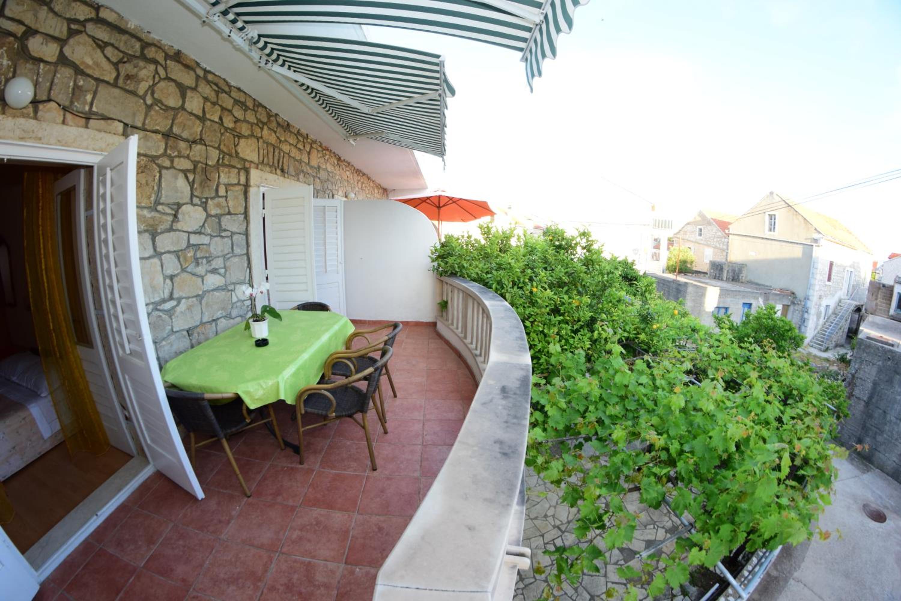 Apartment with Balcony photo 2