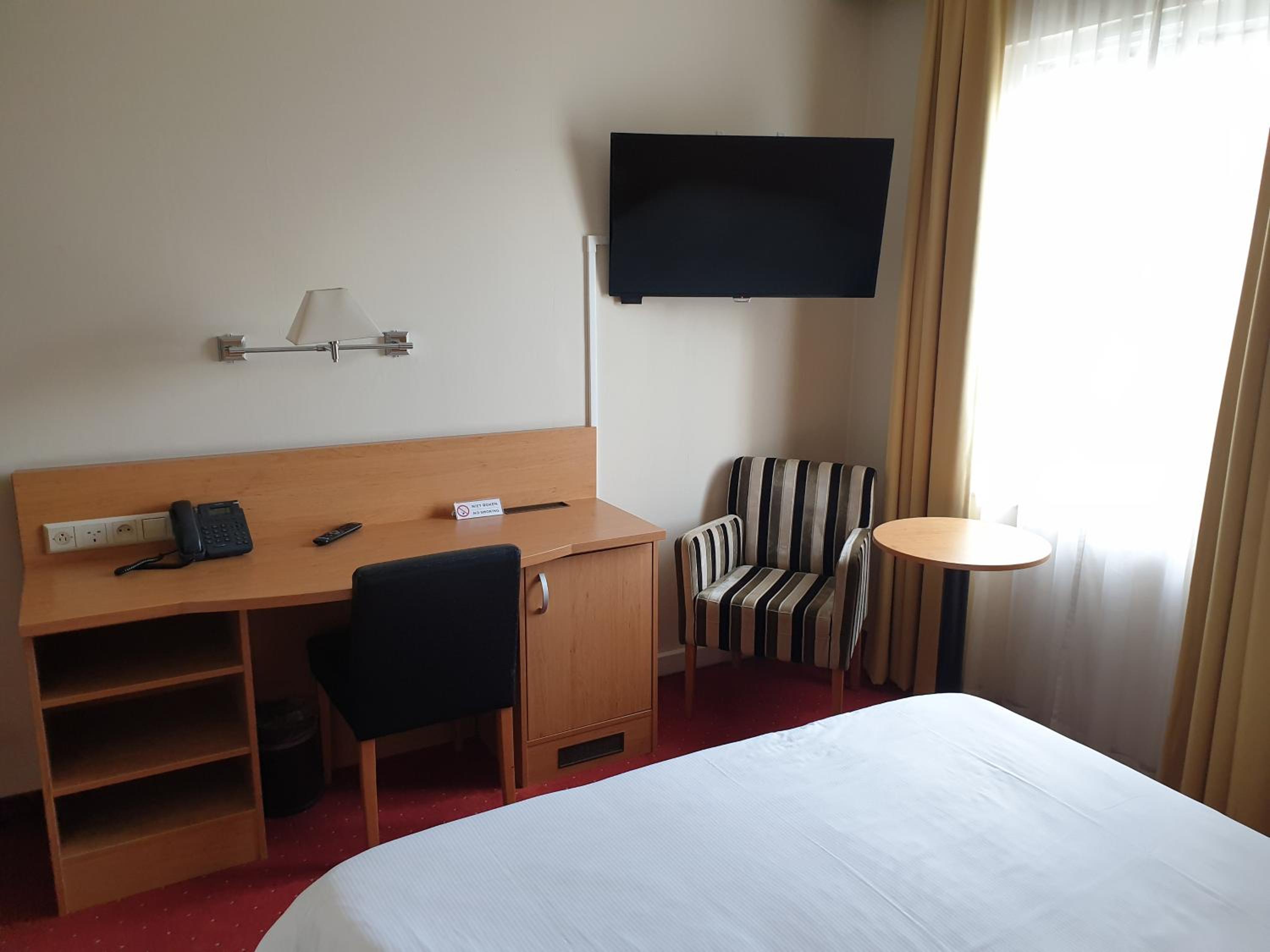 Single Room photo 2