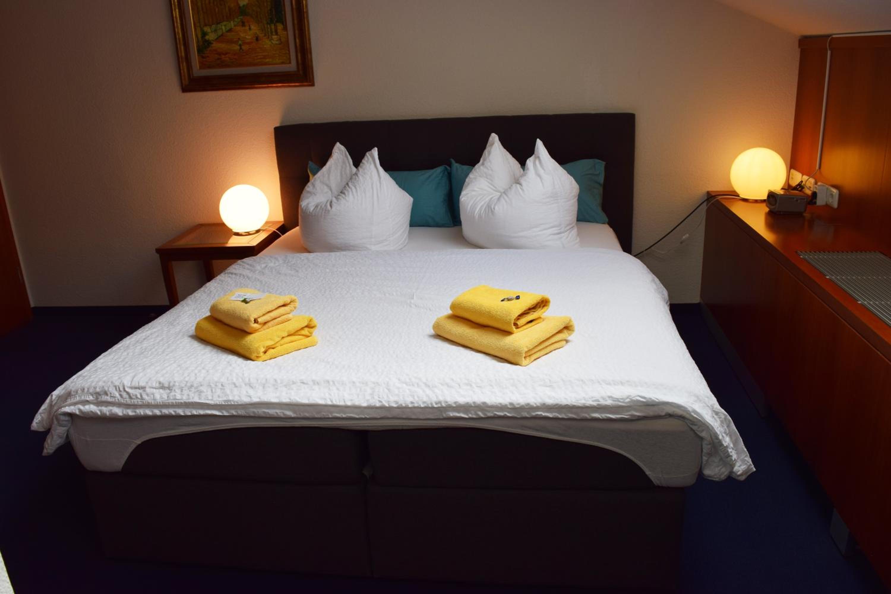 Double Room - Street View photo 1
