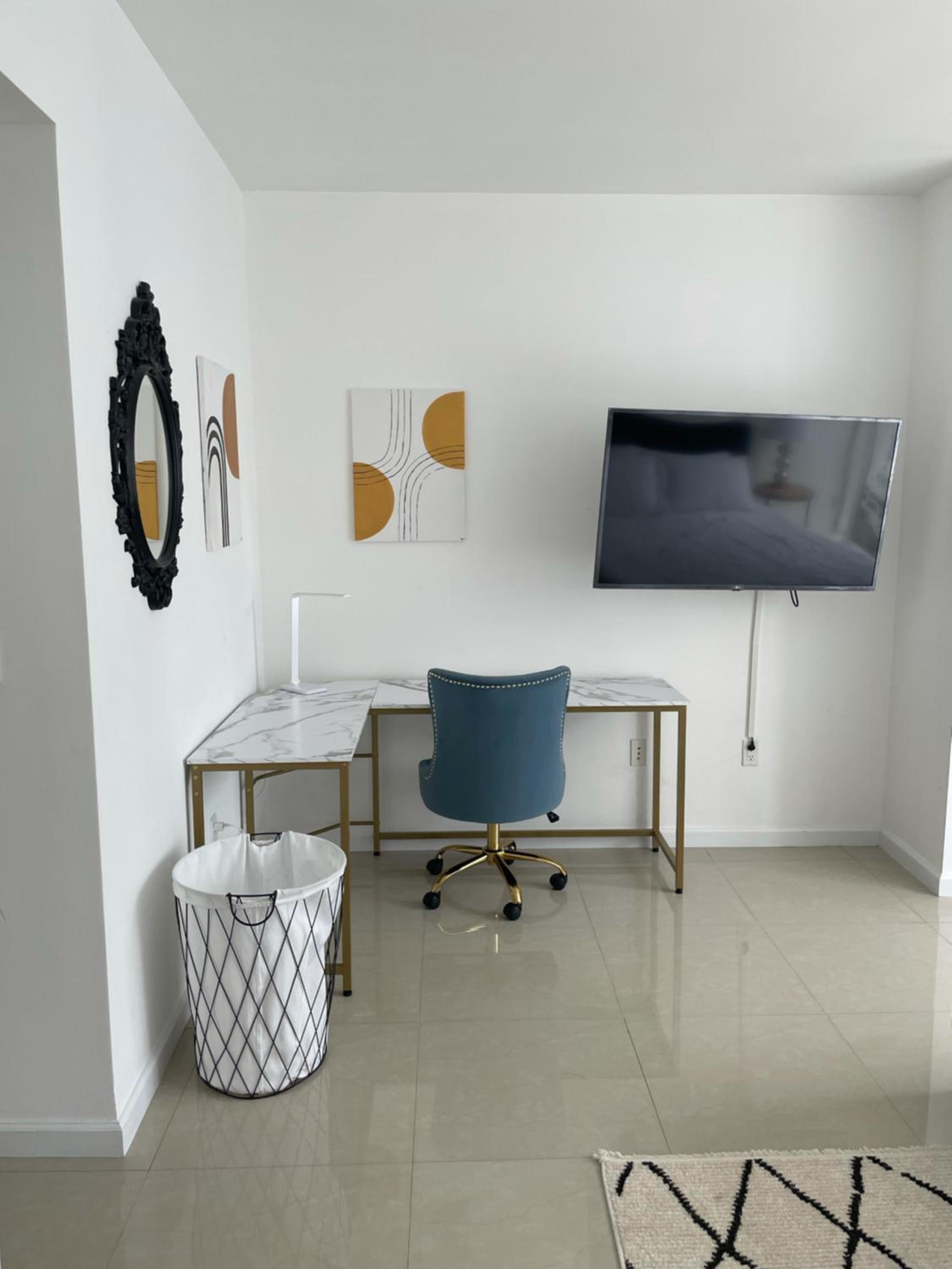 Apartment with Sea View photo 3