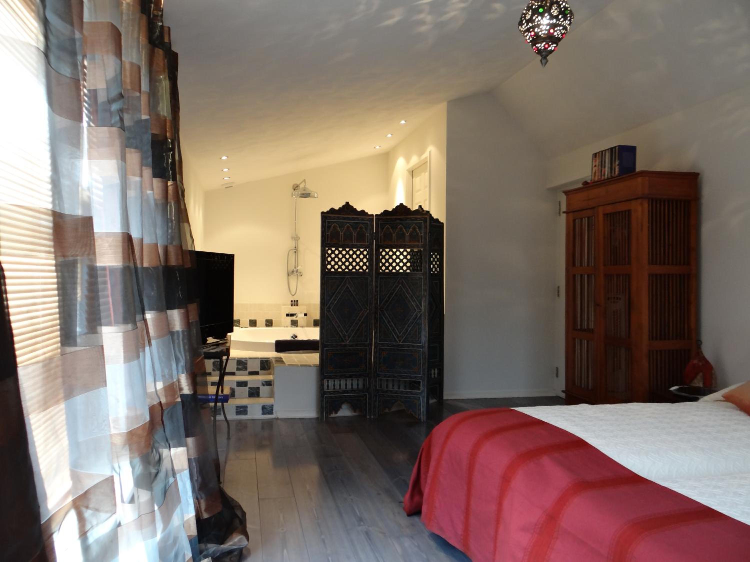 Deluxe Suite photo 1