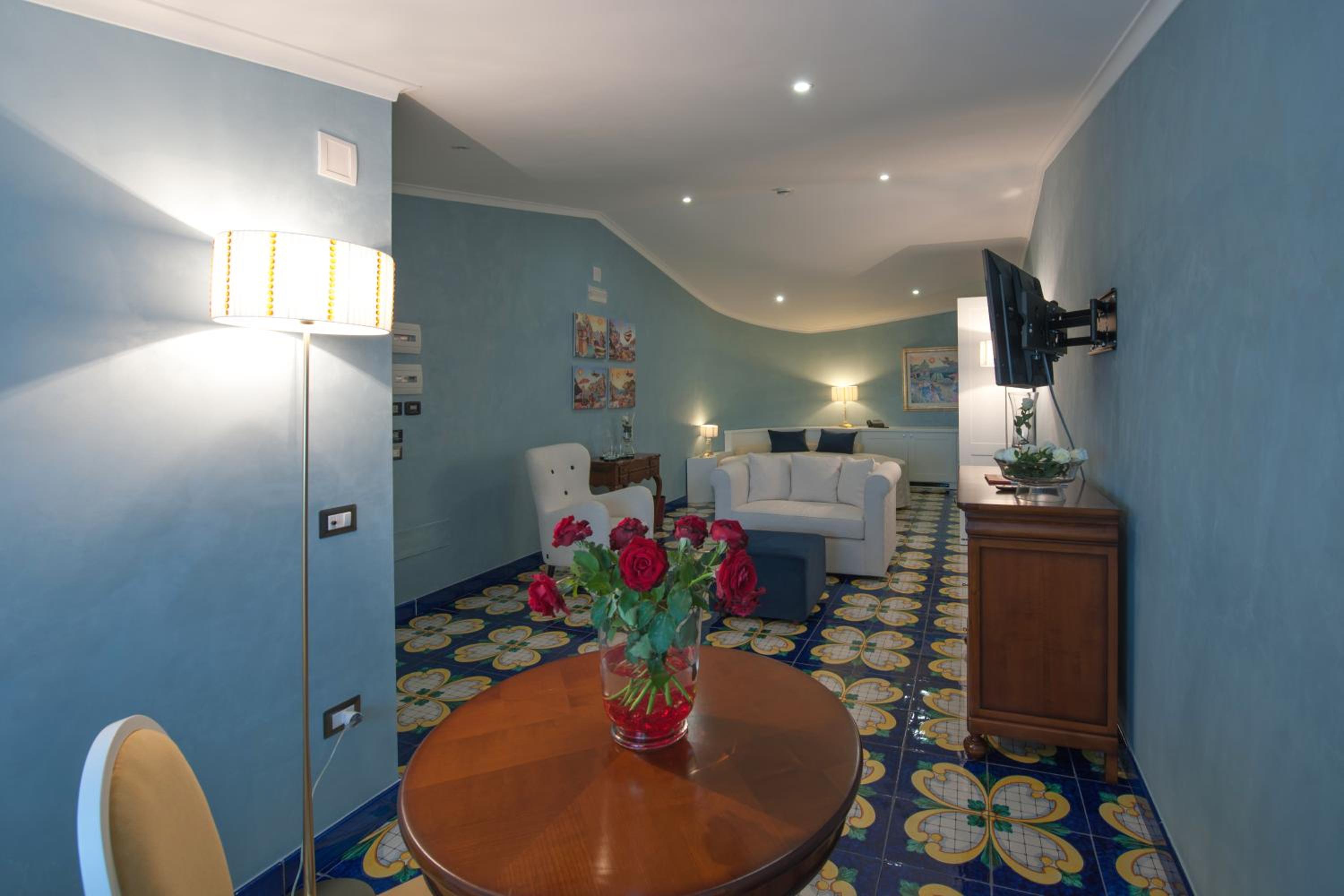 Standard Double Suite photo 3