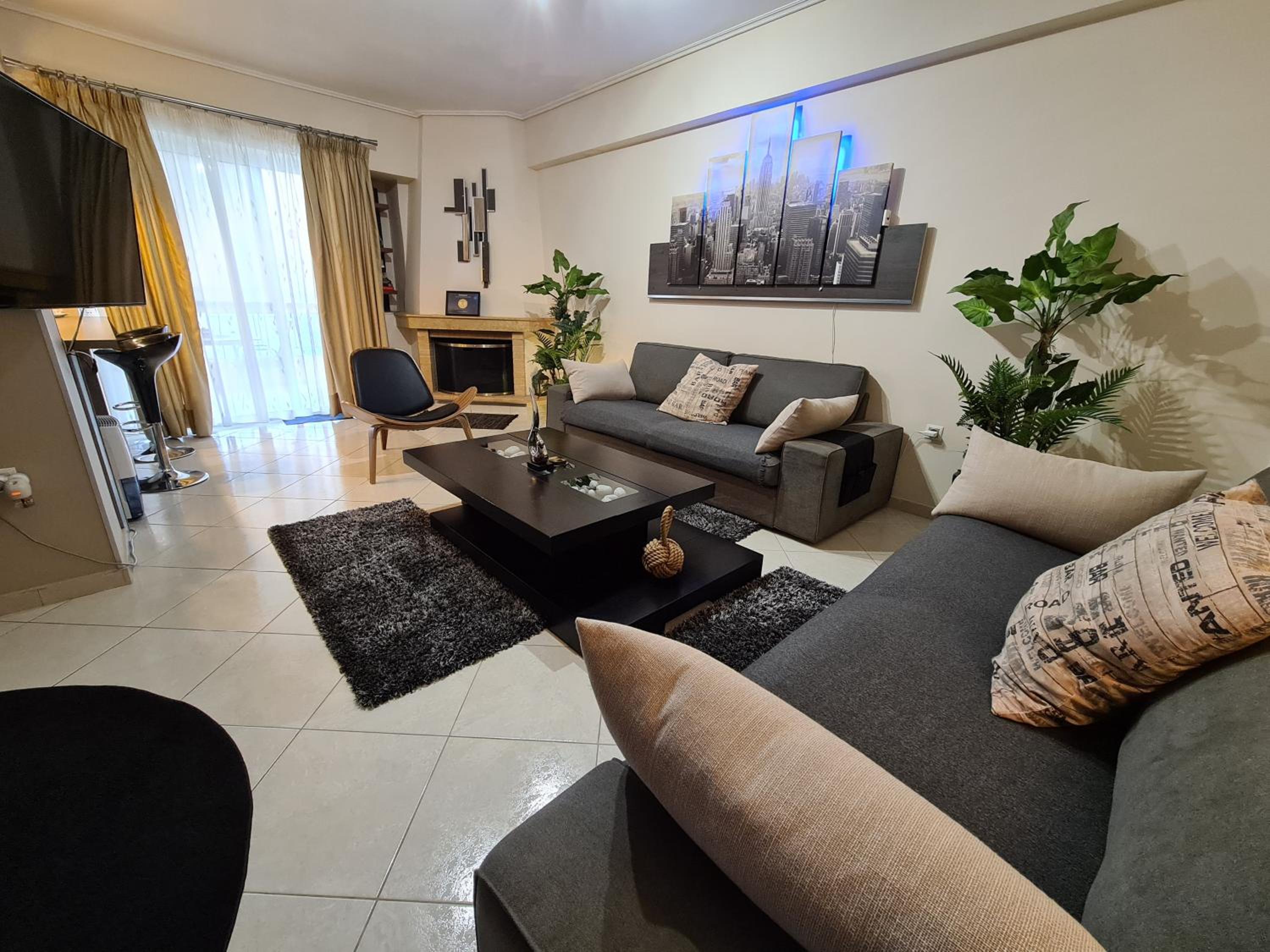 Two-Bedroom Apartment - Photo 41