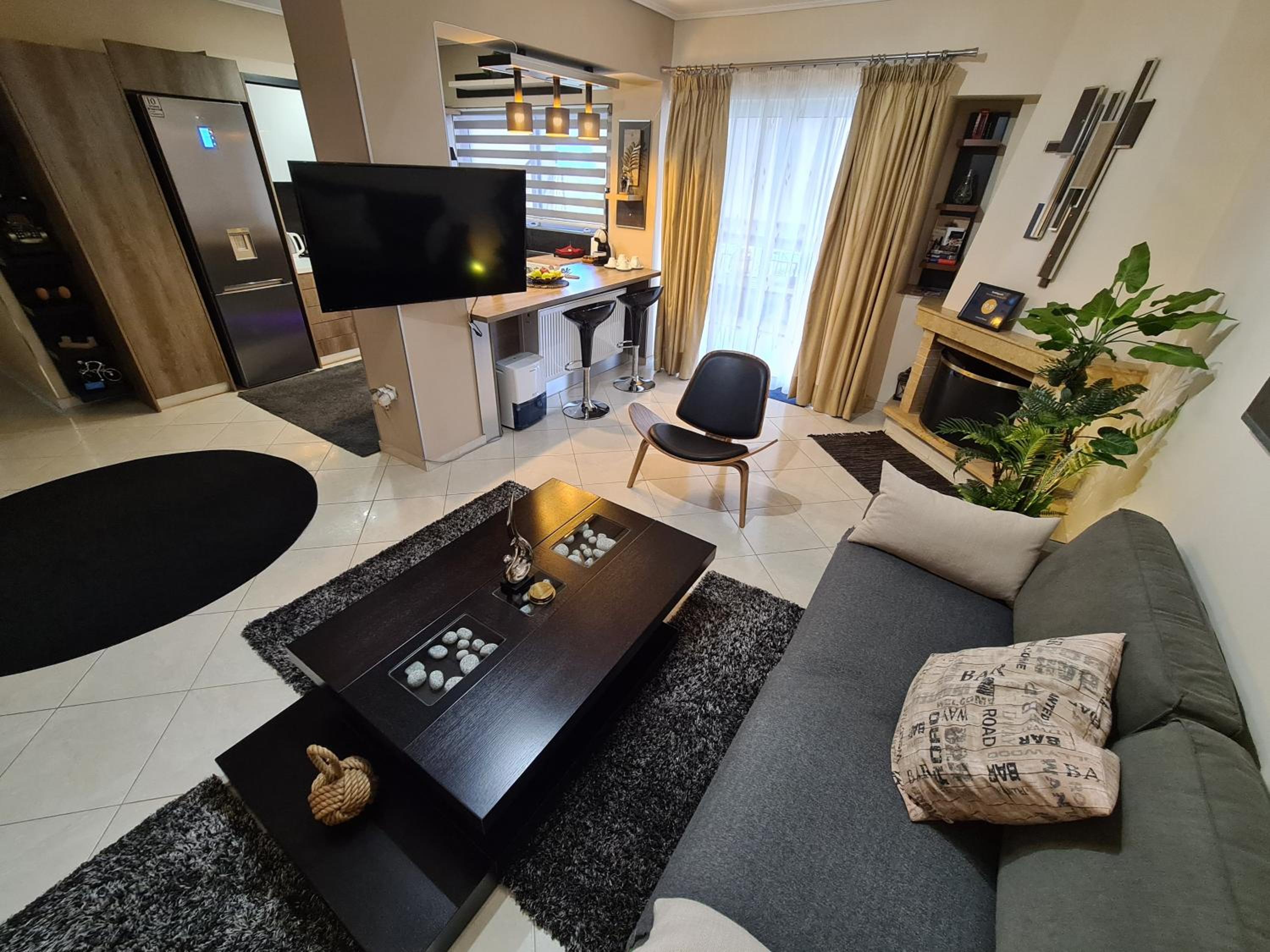 Two-Bedroom Apartment - Photo 42