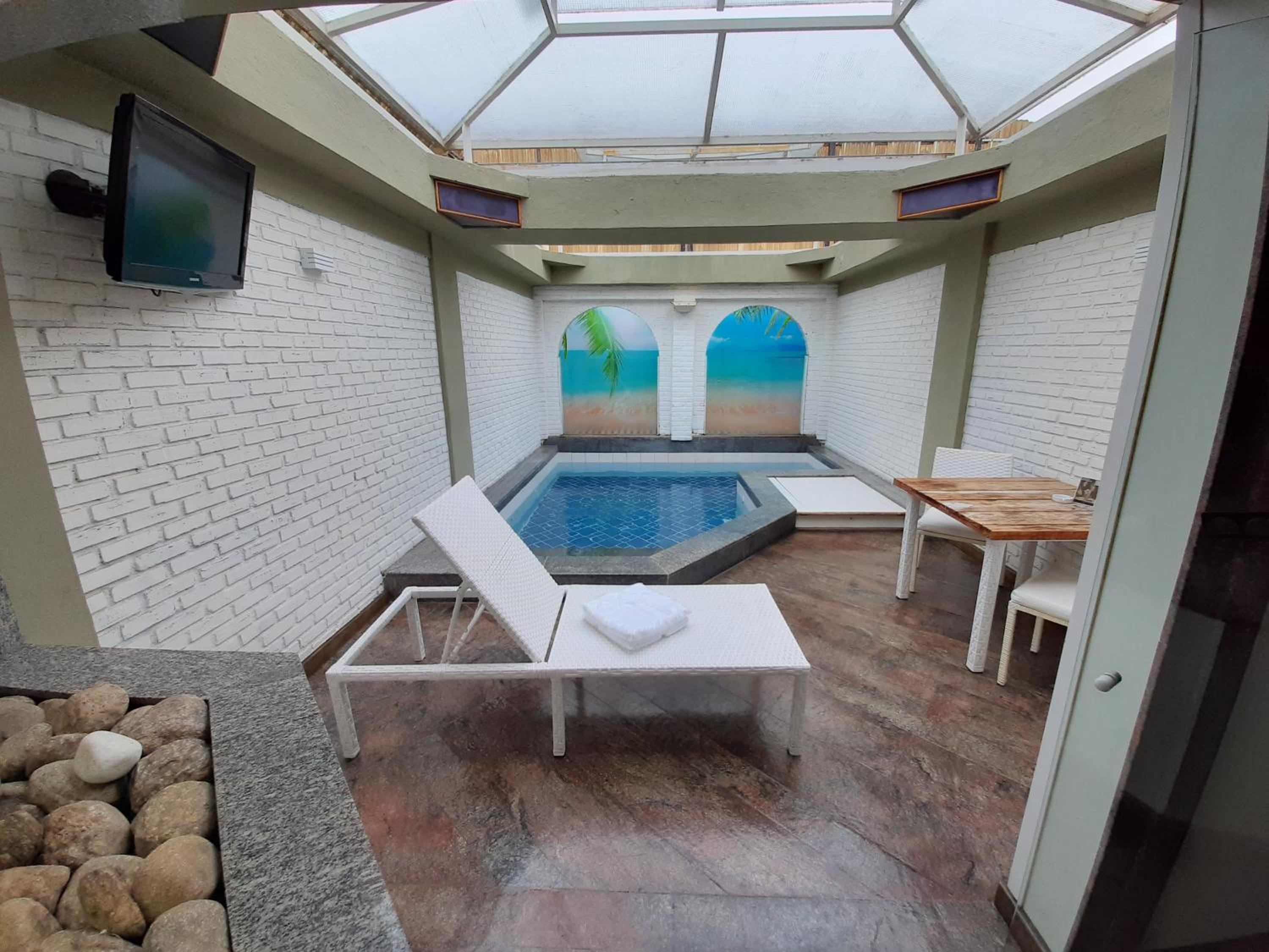 Suite with Private Pool