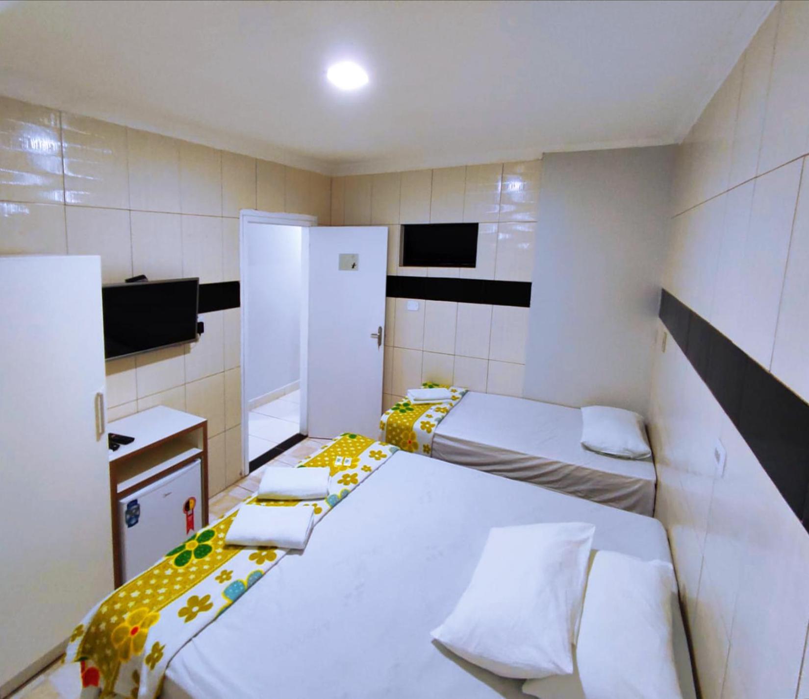 Quadruple Room - Photo 5