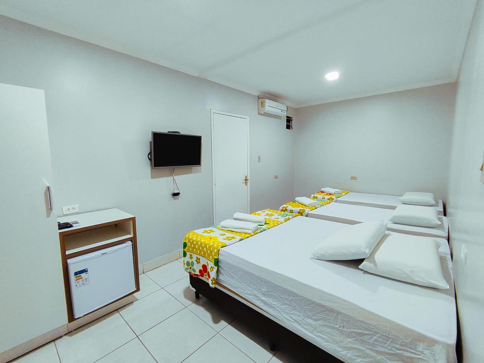 Quadruple Room - Photo 3