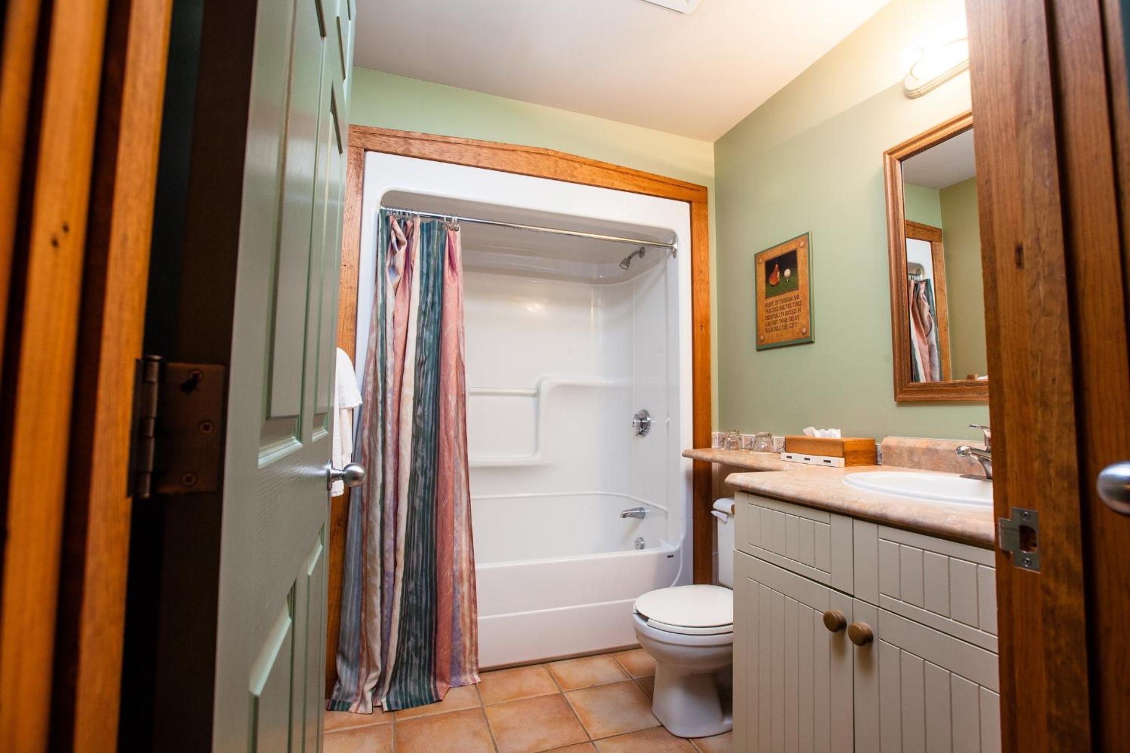 One-Bedroom Cottage (2 Adults) - Photo 5