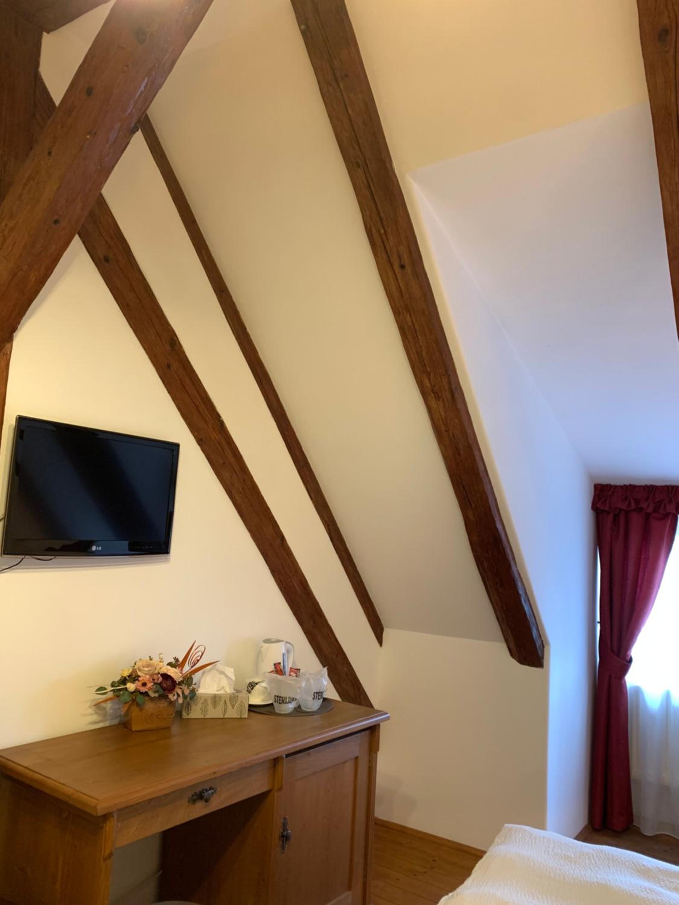 Double Room - Photo 3