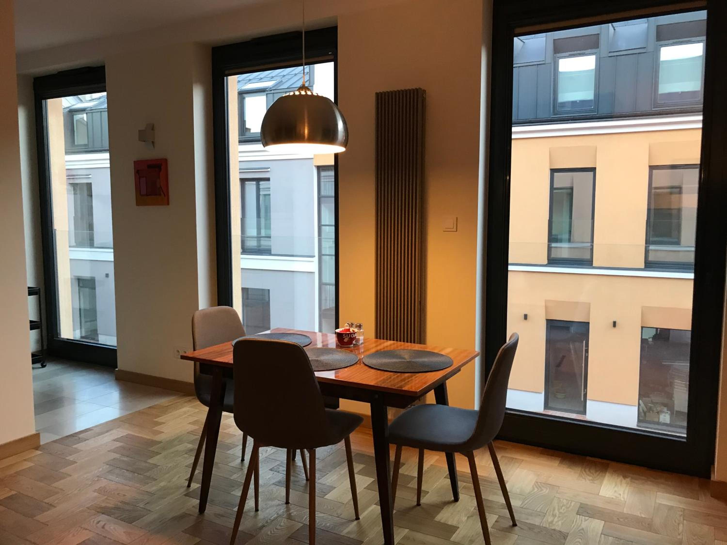 One-Bedroom Apartment - Photo 6