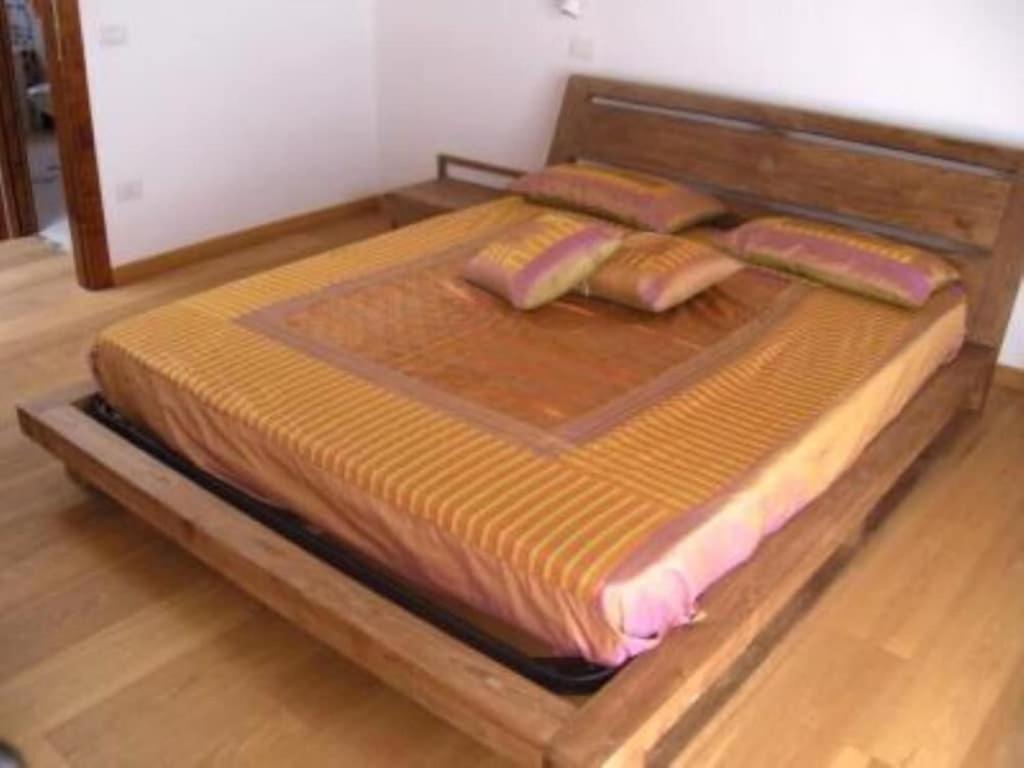 Four-Bedroom House photo 1