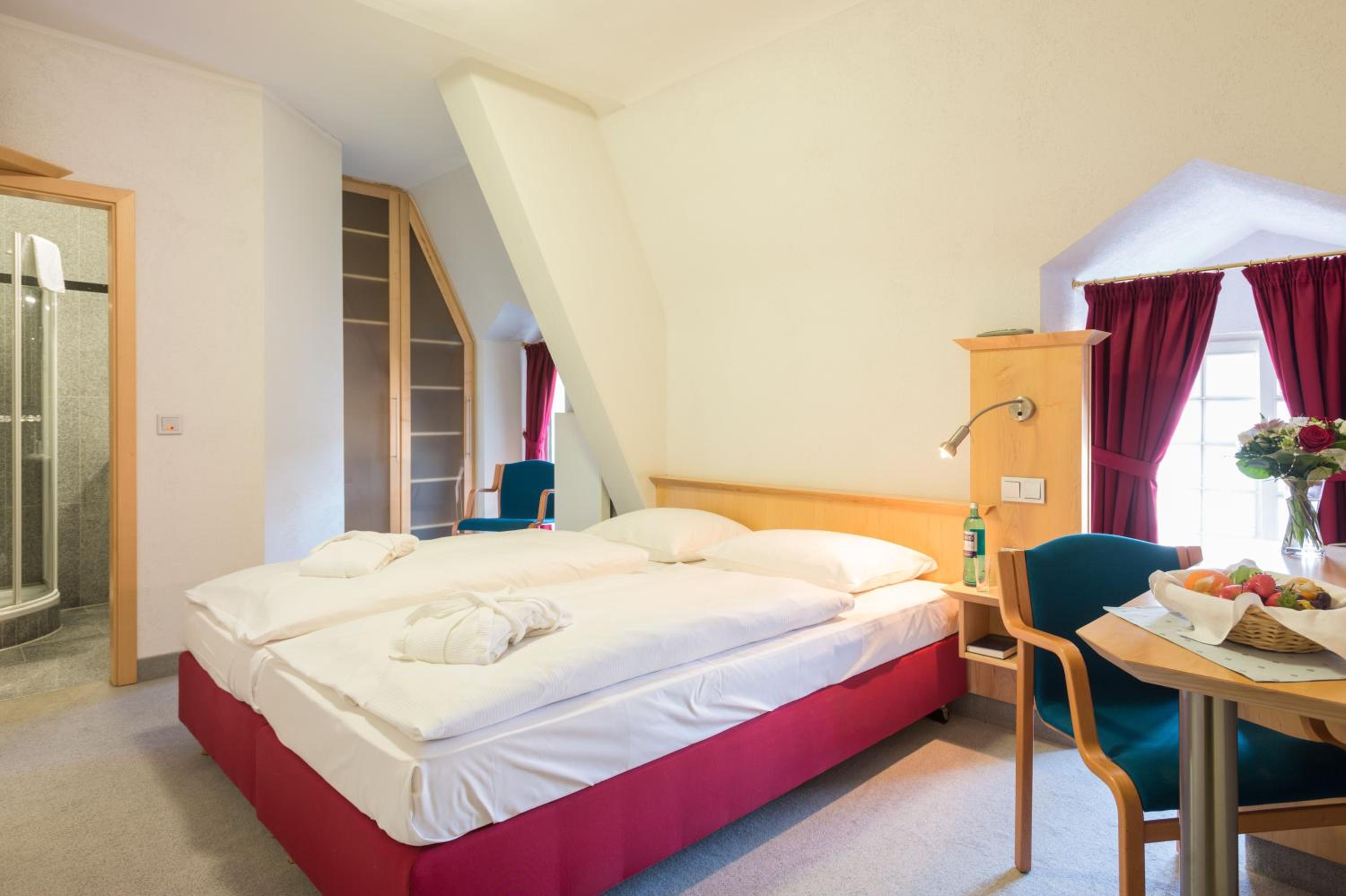 Double Room - Photo 4