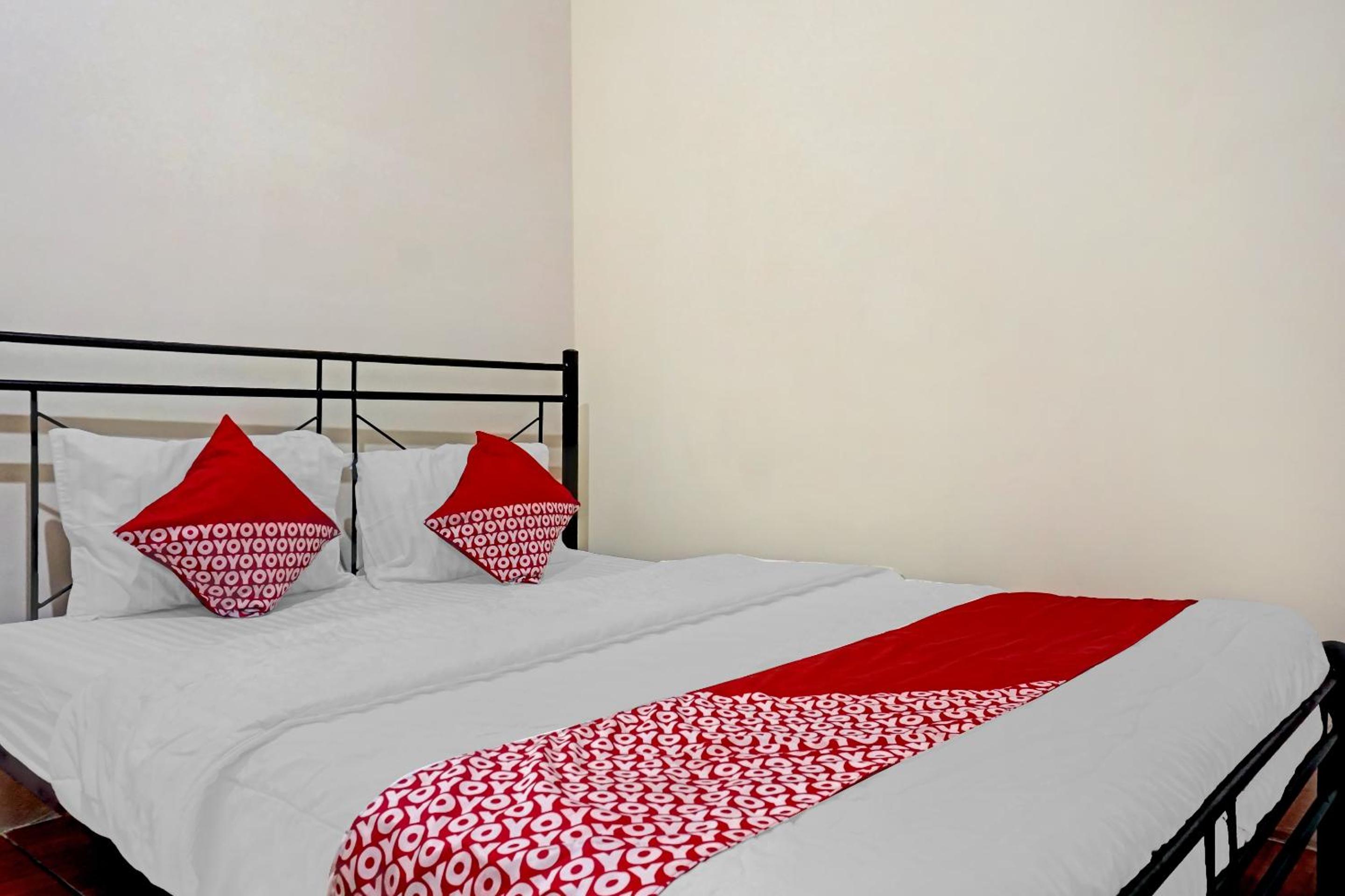Deluxe Double Room - Photo 7