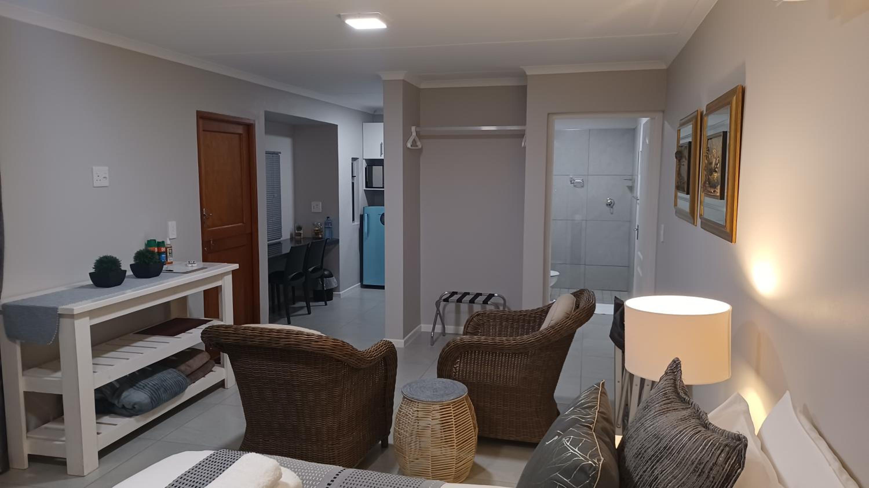 Apartment - Photo 4
