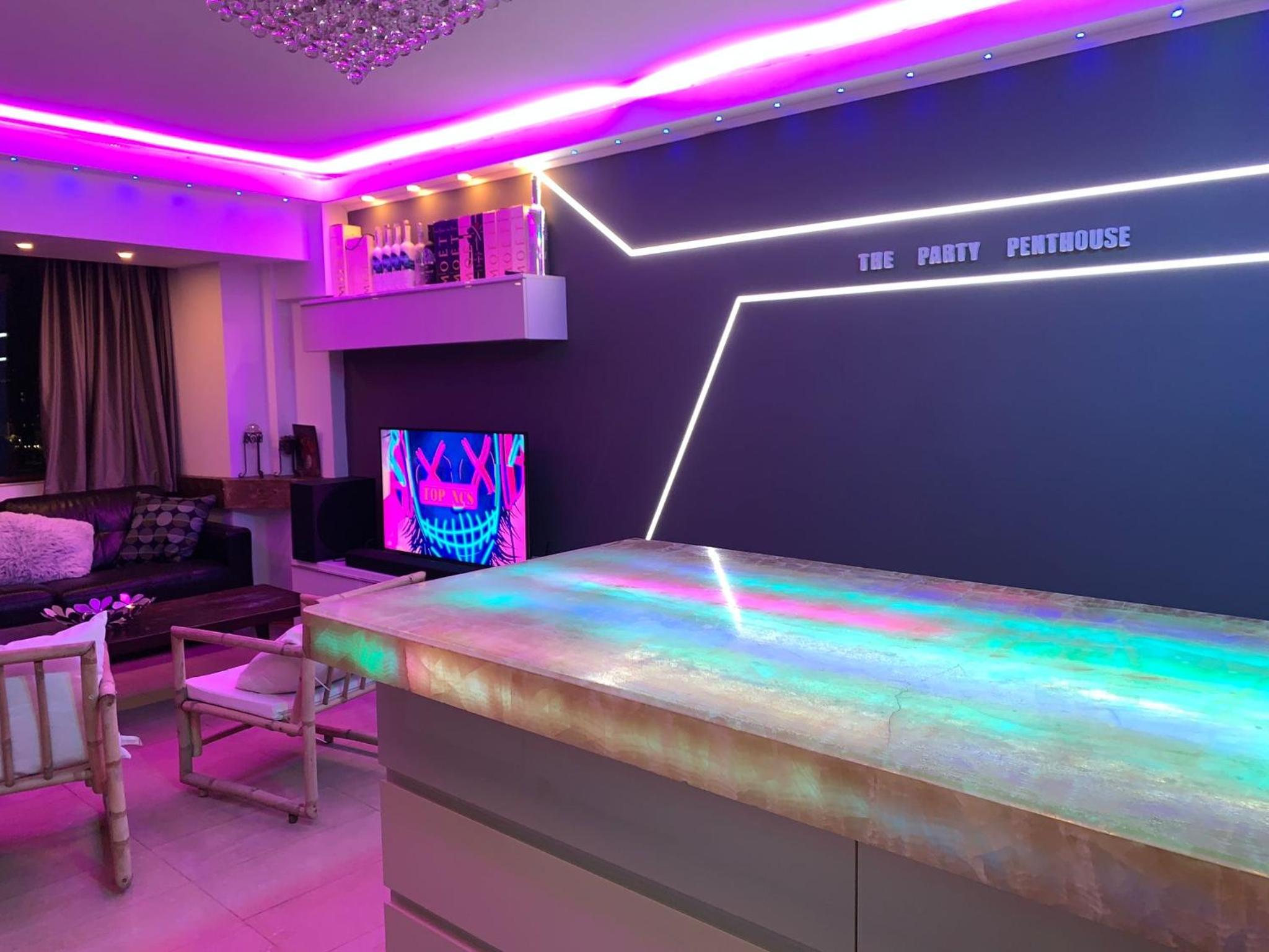 Penthouse Apartment - Photo 36