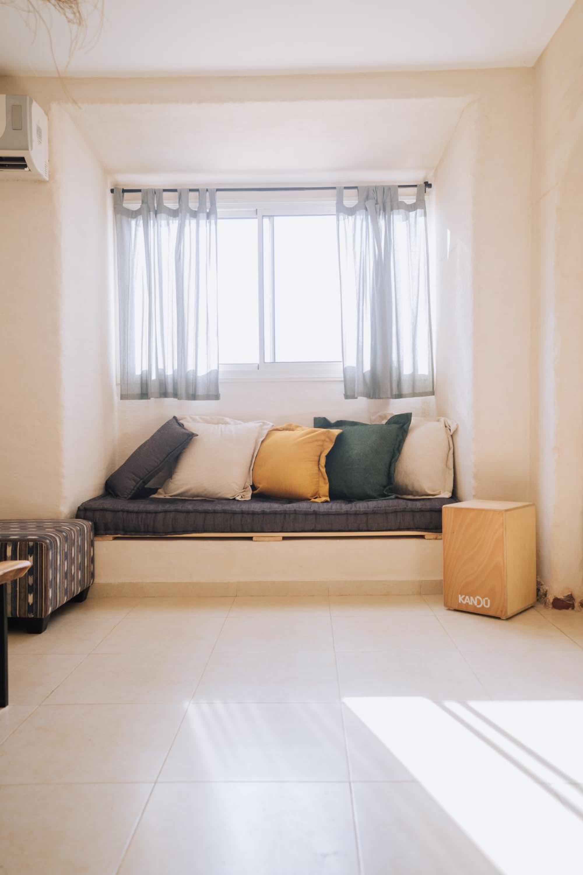 Three-Bedroom Apartment - Photo 31