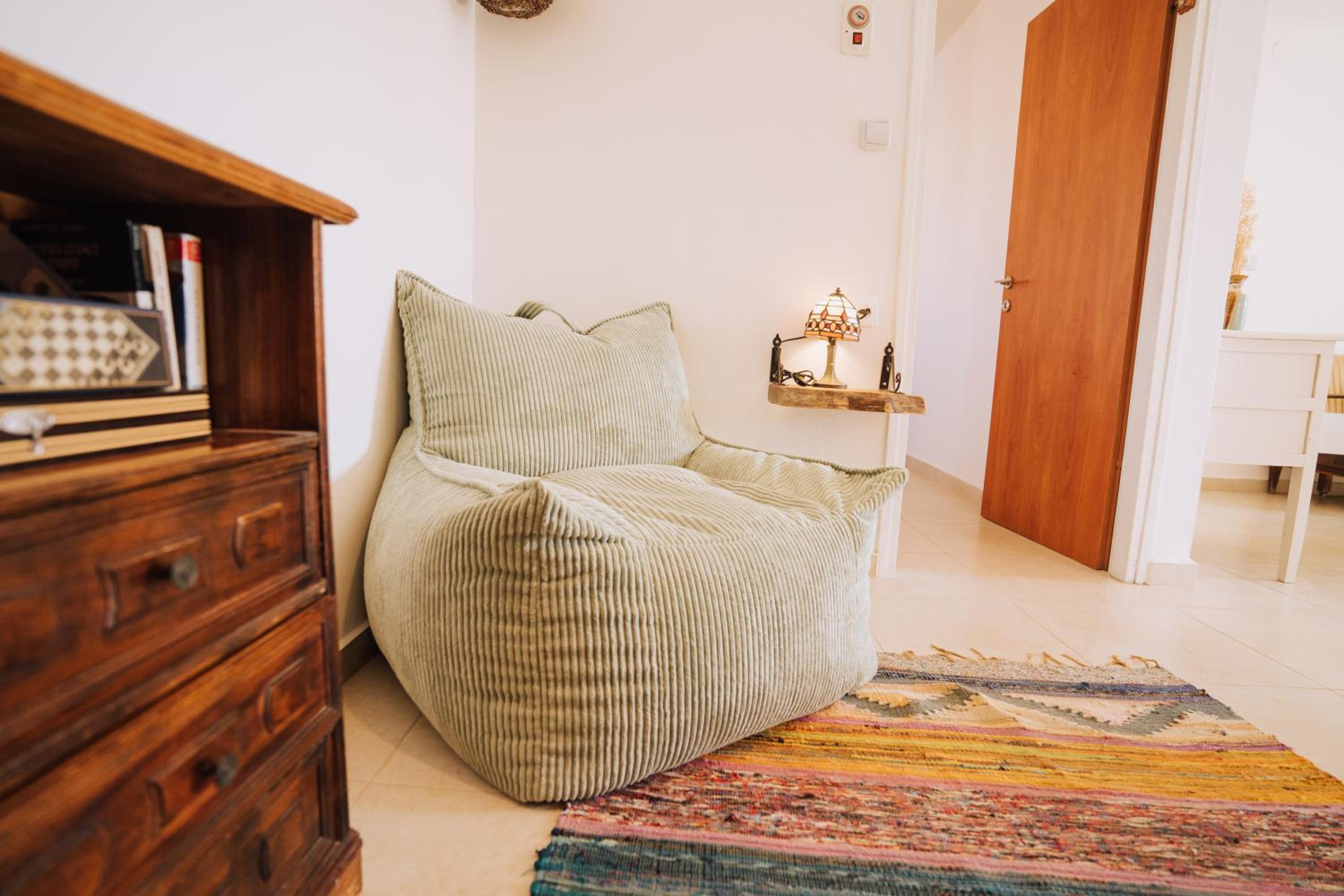 Three-Bedroom Apartment - Photo 4