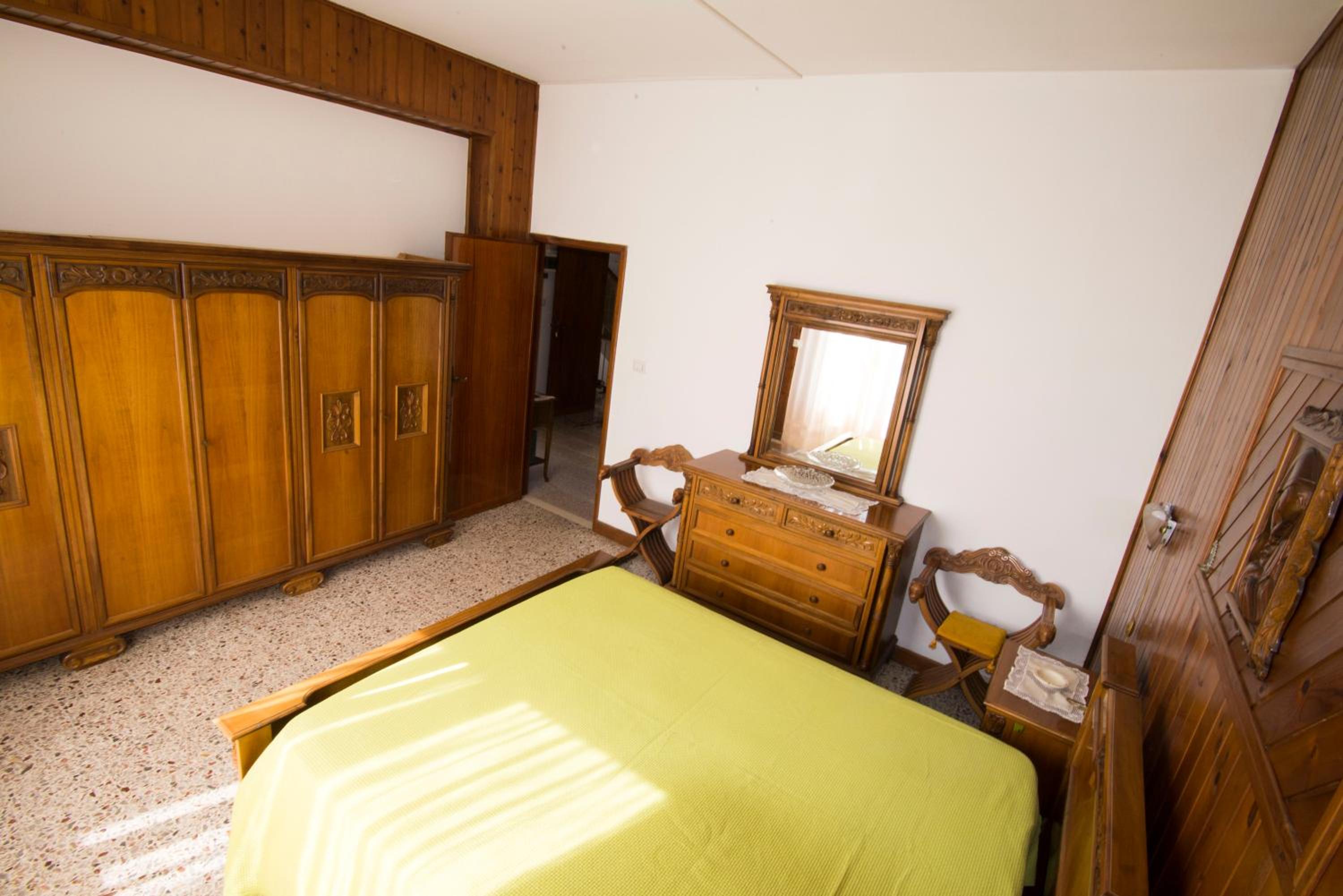 Two-Bedroom Deluxe Apartment with Balcony photo 1