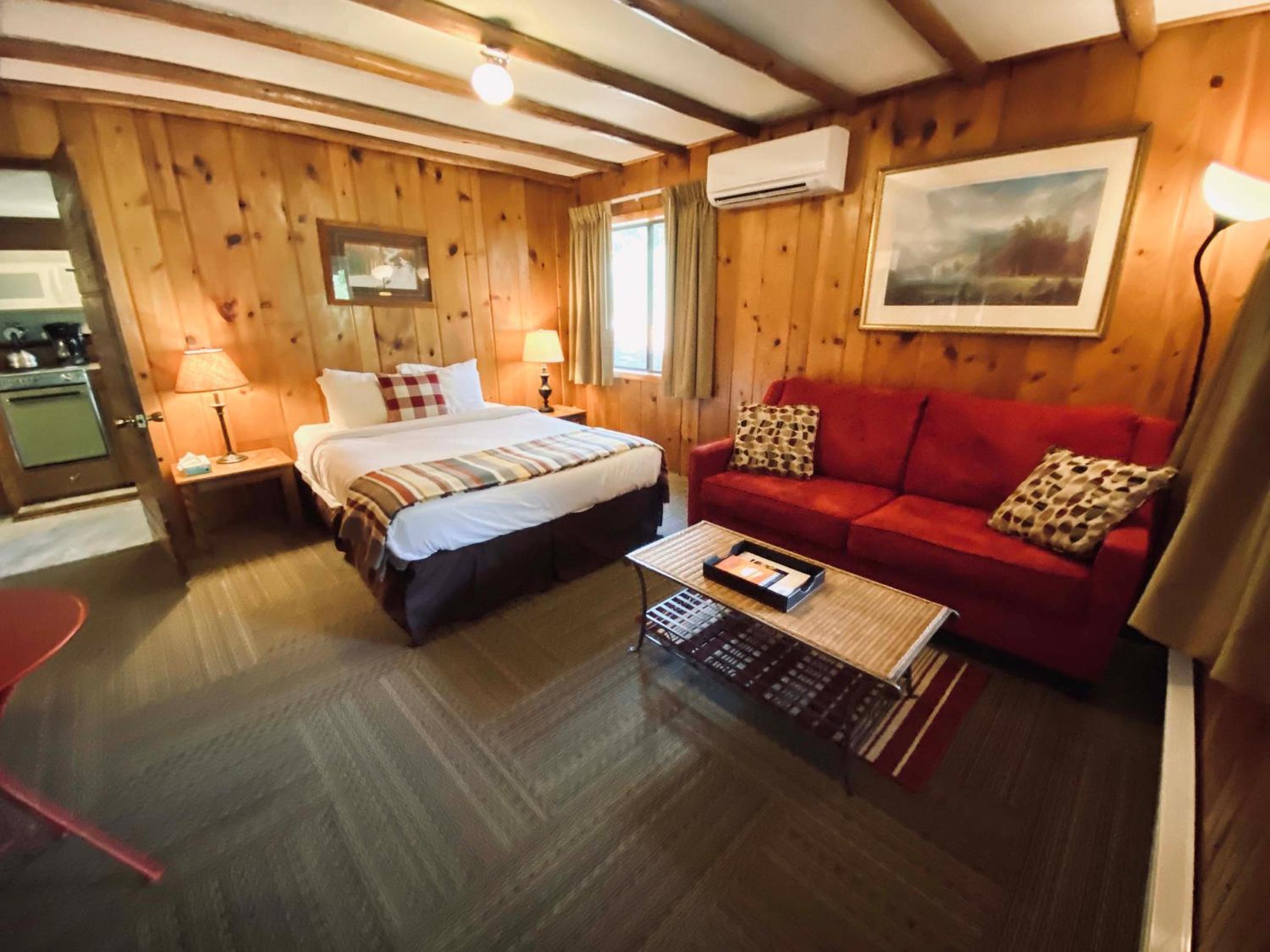 Hideaway Suite photo 1