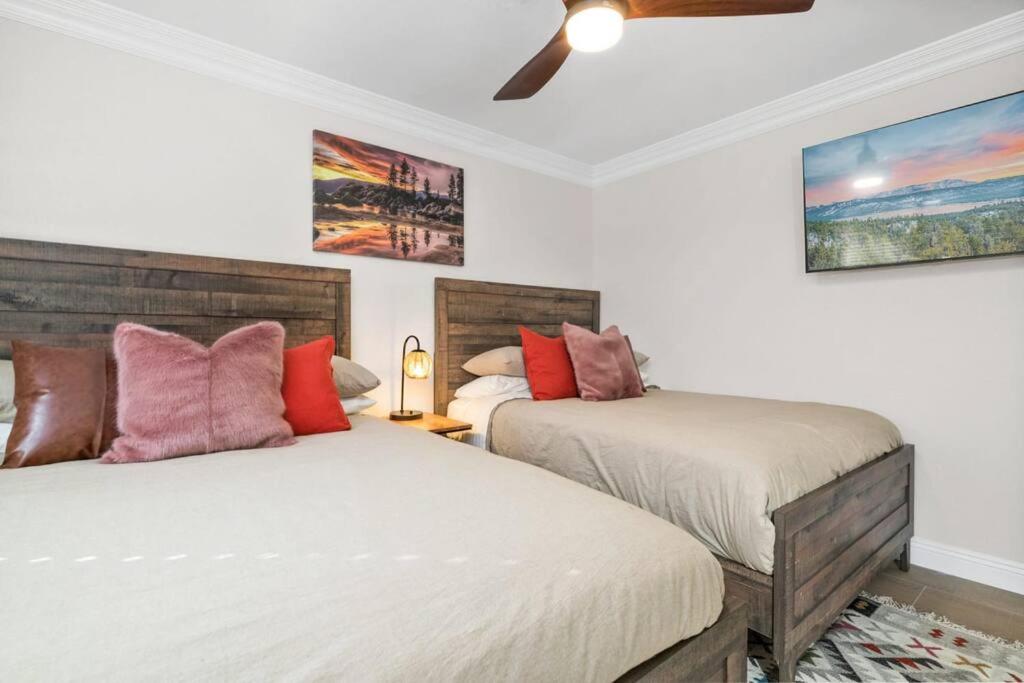 Four-Bedroom House photo 2