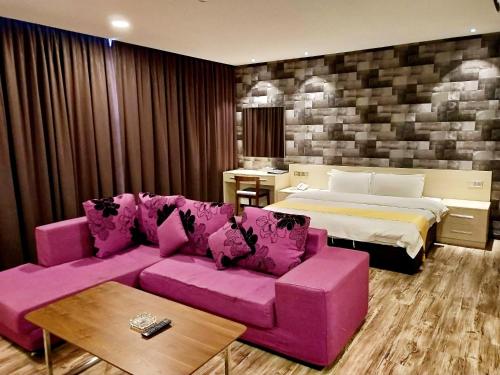Executive Suite photo 1