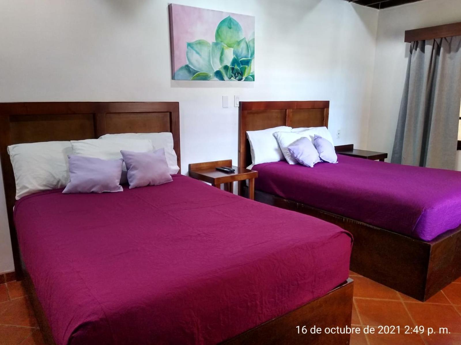 Standard Double Room with Two Double Beds - Photo 9