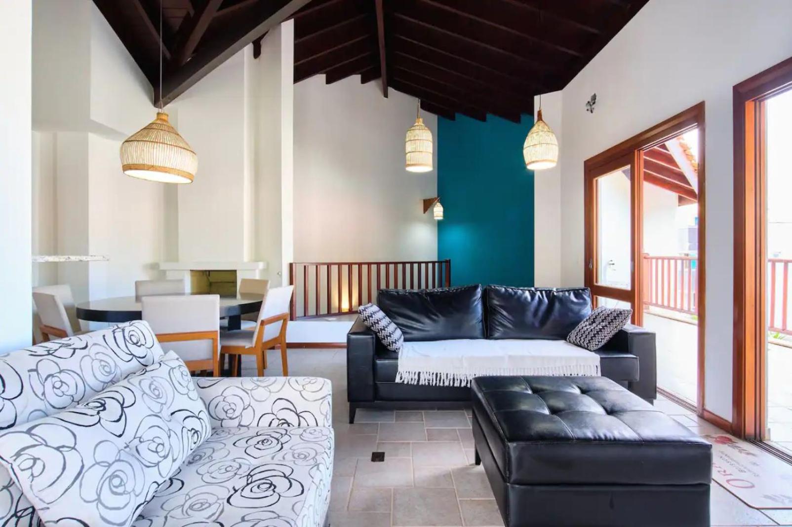 Apartment with Sea View - Photo 1