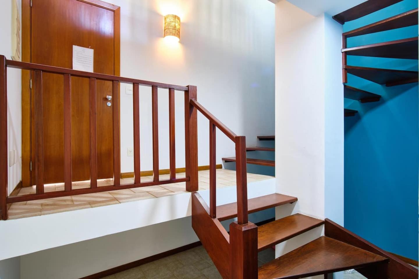 Apartment with Sea View - Photo 4