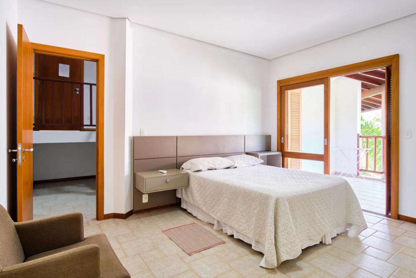 Apartment with Sea View - Photo 7