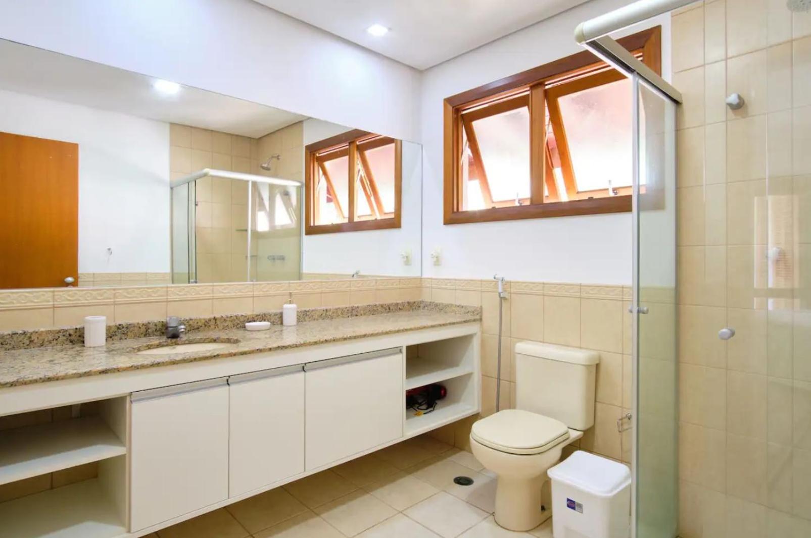 Apartment with Sea View - Photo 8