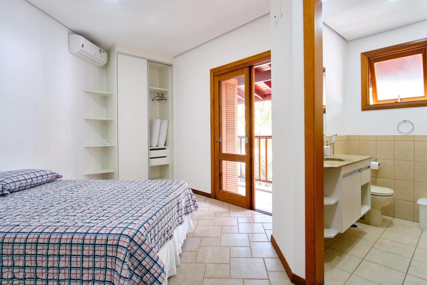 Apartment with Sea View - Photo 11