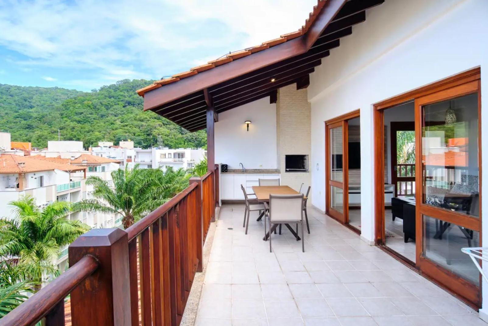 Apartment with Sea View - Photo 18