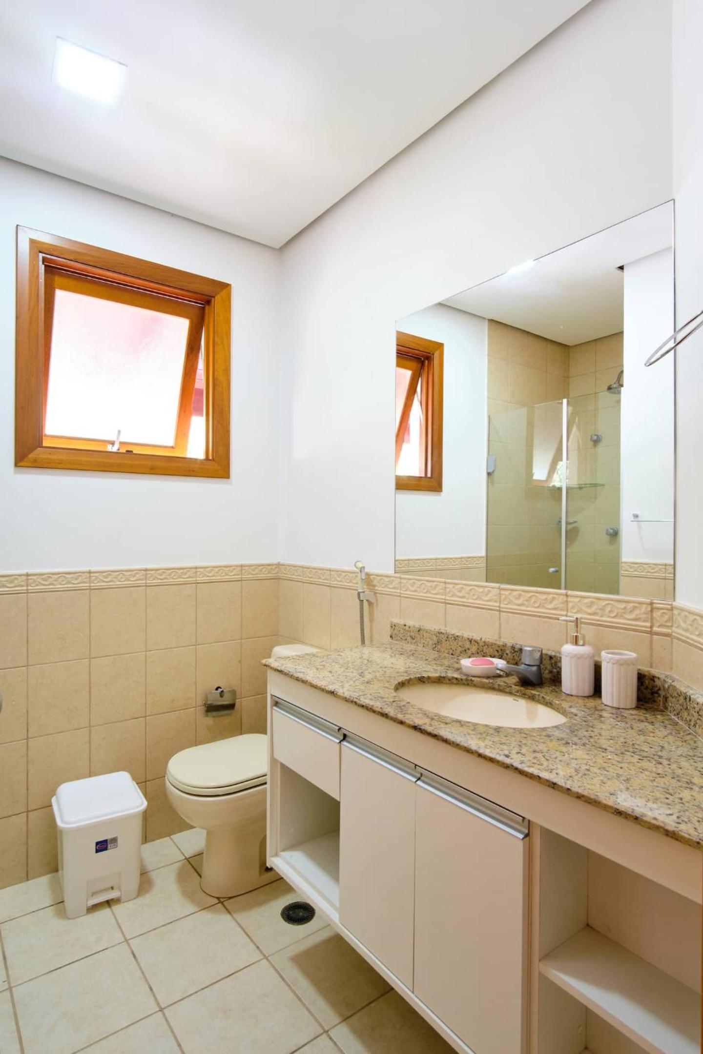 Apartment with Sea View - Photo 19
